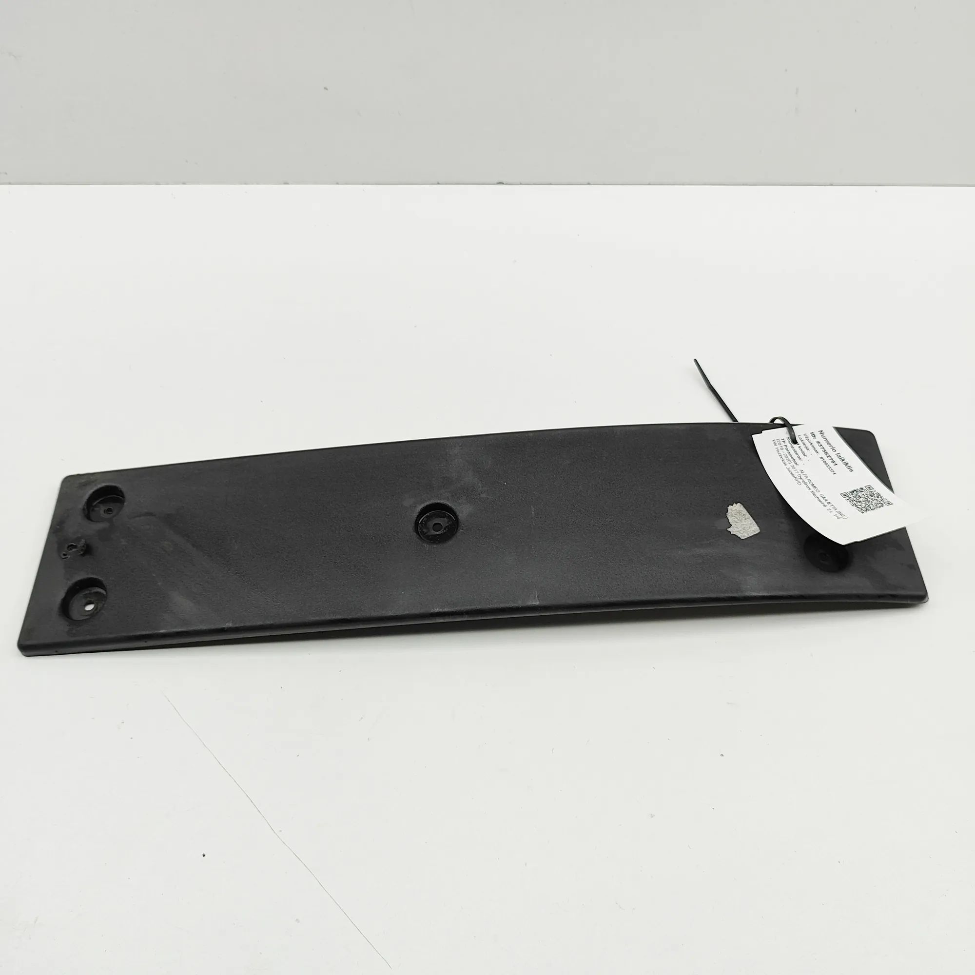 Alfa-Romeo Giulietta (940) License plate holder