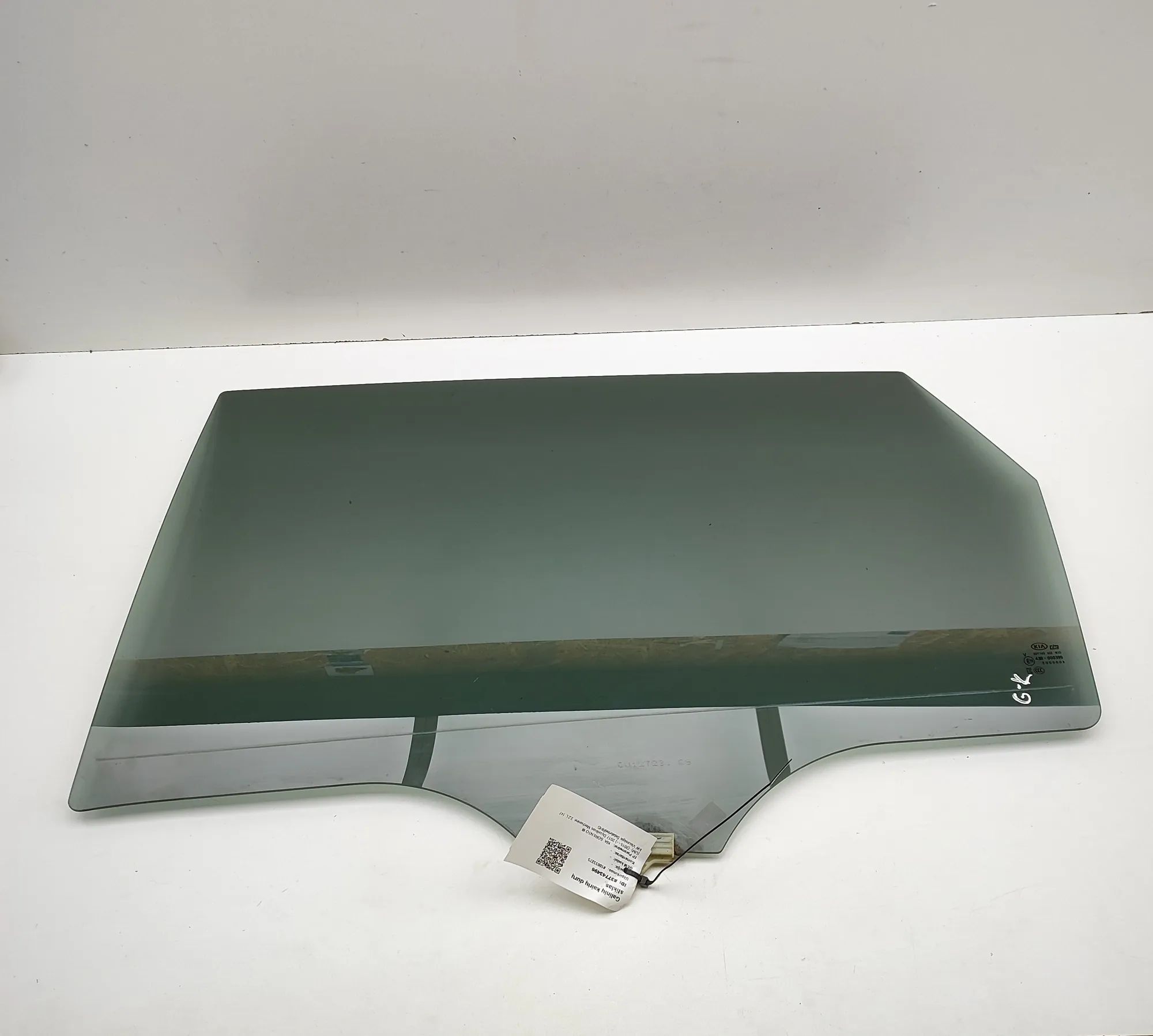 Kia Sorento Rear Left Door Window