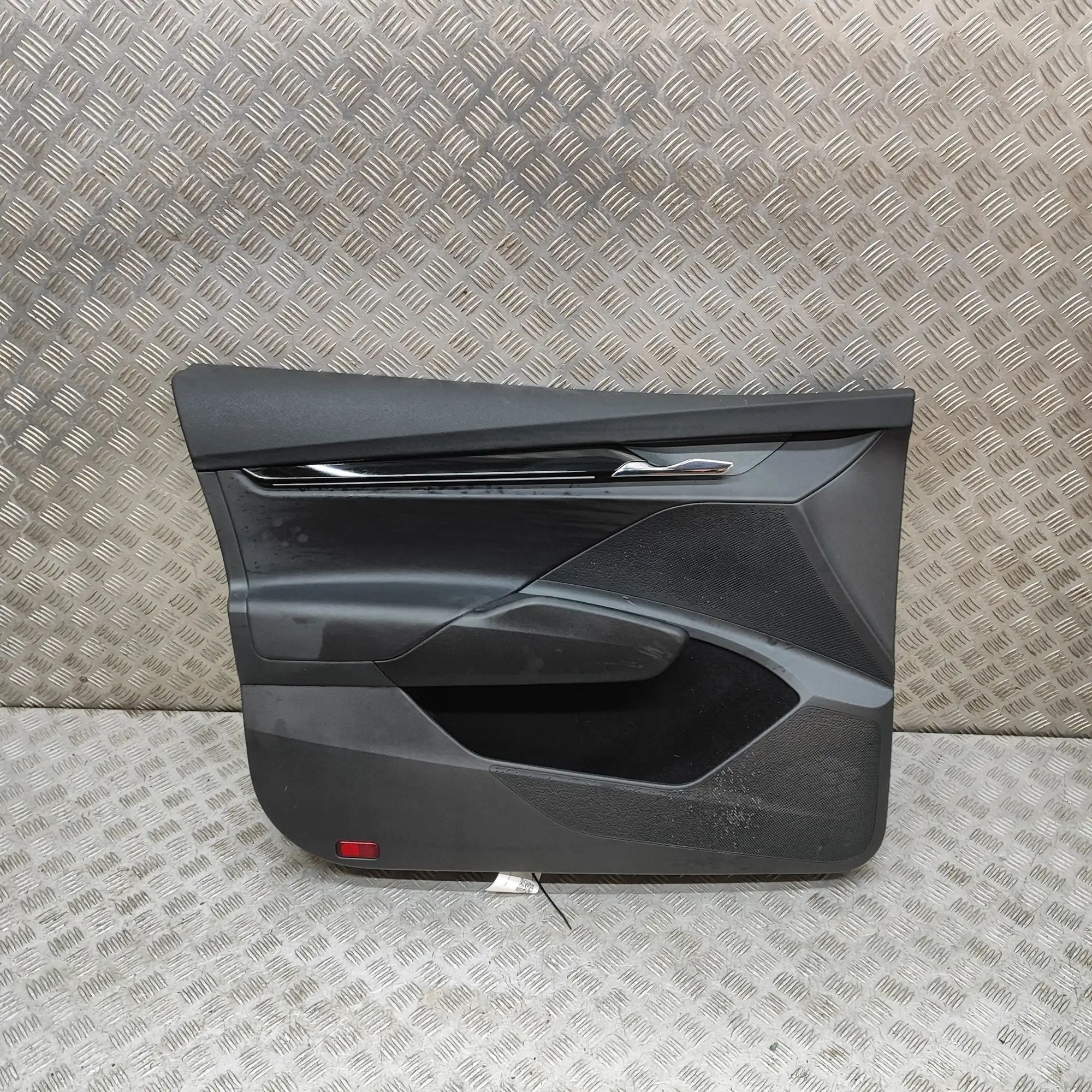 Skoda Enyaq Front Left Door Panel Front Left Door Panel — SKODA ENYAQ (iV SUV 5AC...