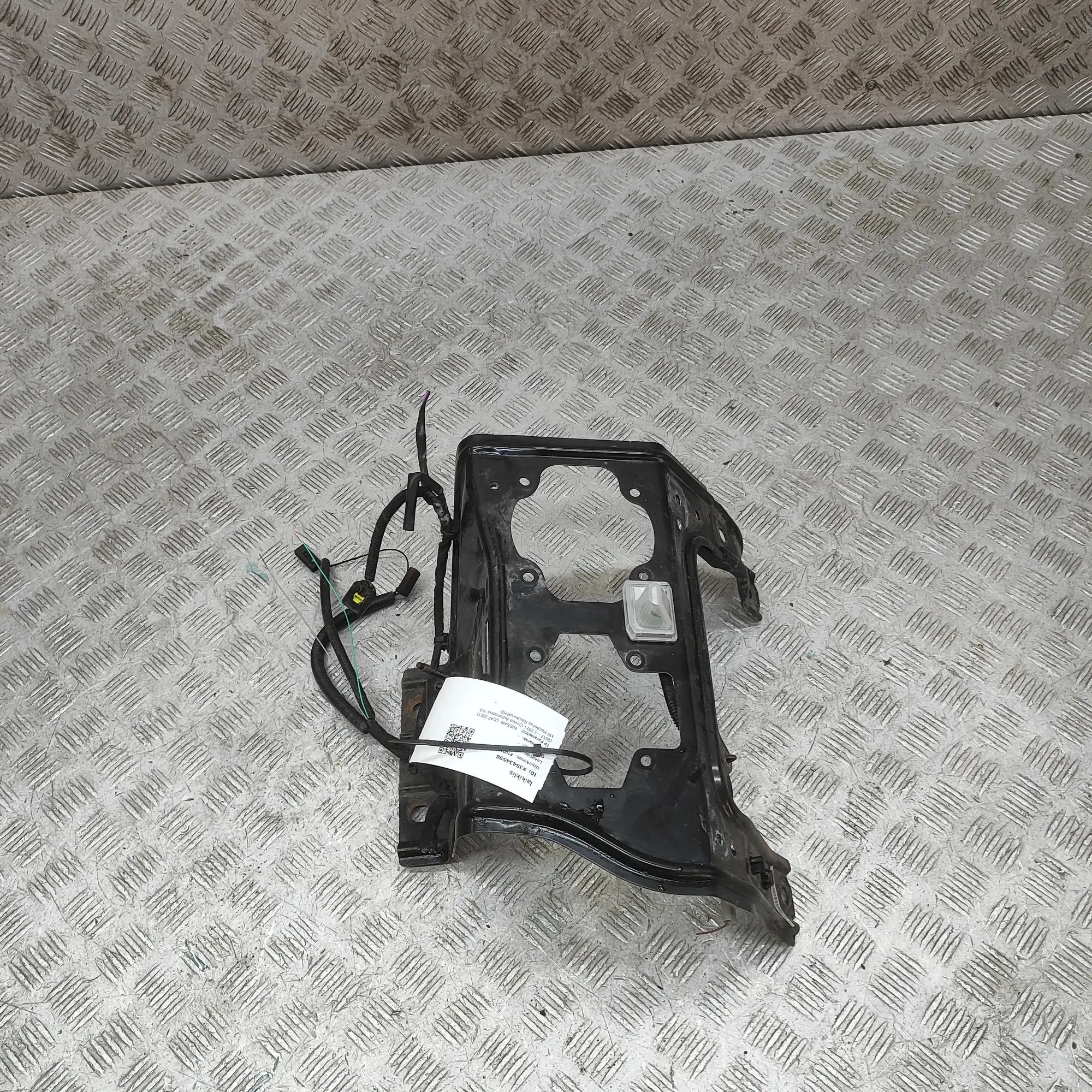 Nissan Leaf Bracket Bracket — NISSAN LEAF (ZE1) (2017-...) — 62550-...