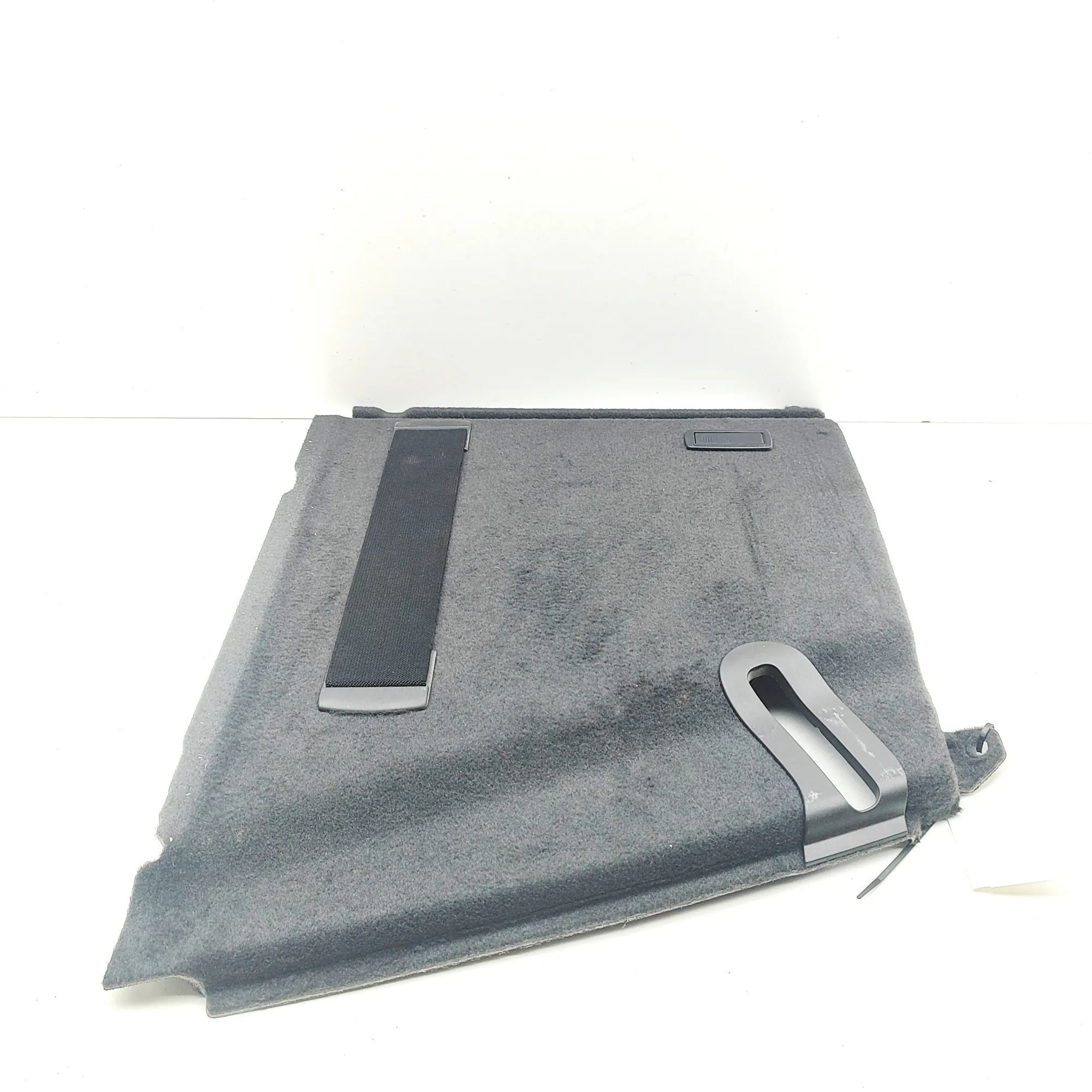 BMW X4 (G02) Left Side Trunk Trim