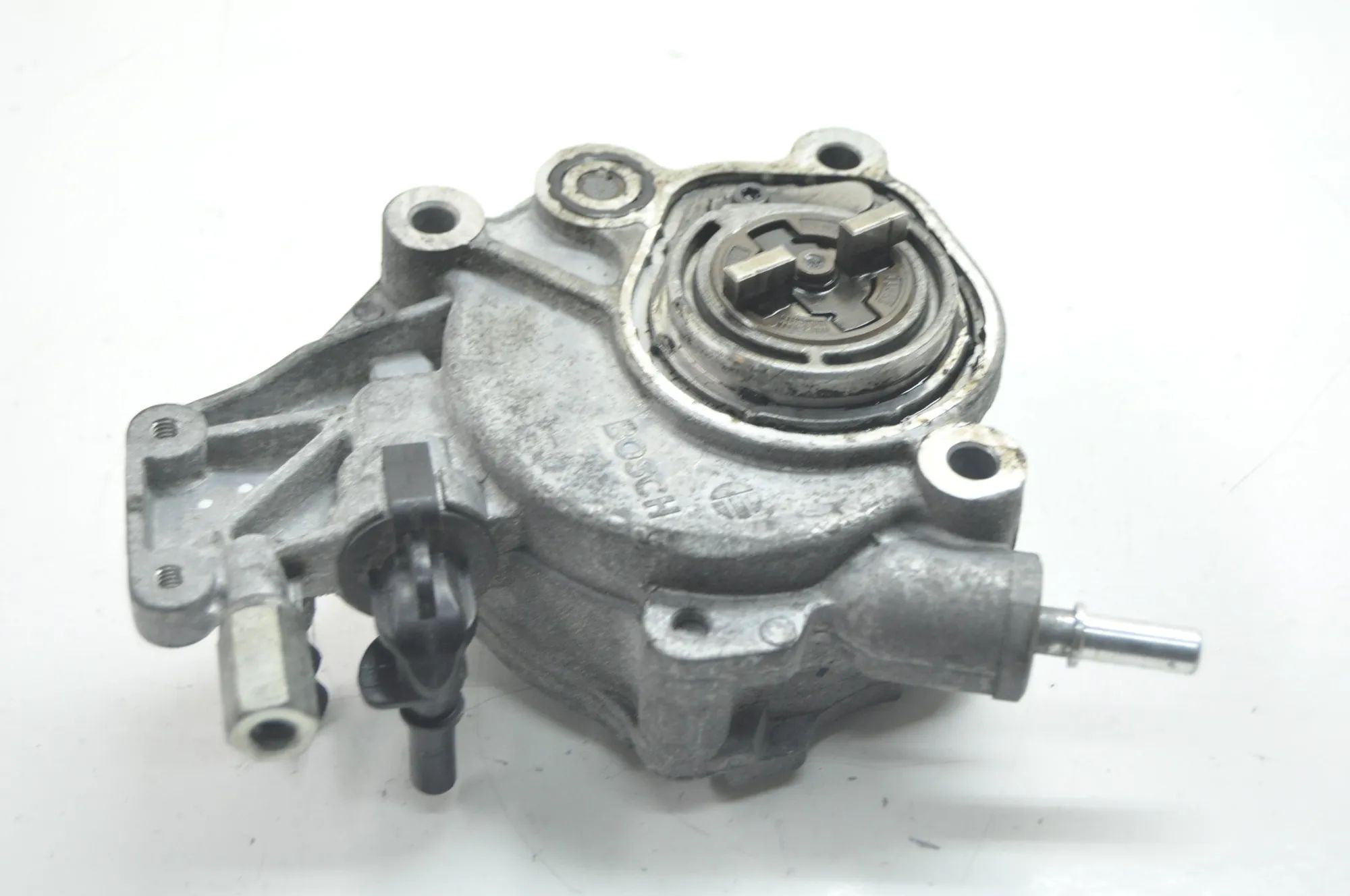 Land Rover Range Rover Evoque Вакуум насос Vacuum Pump — LAND ROVER RANGE ROVER EVOQUE (L5...