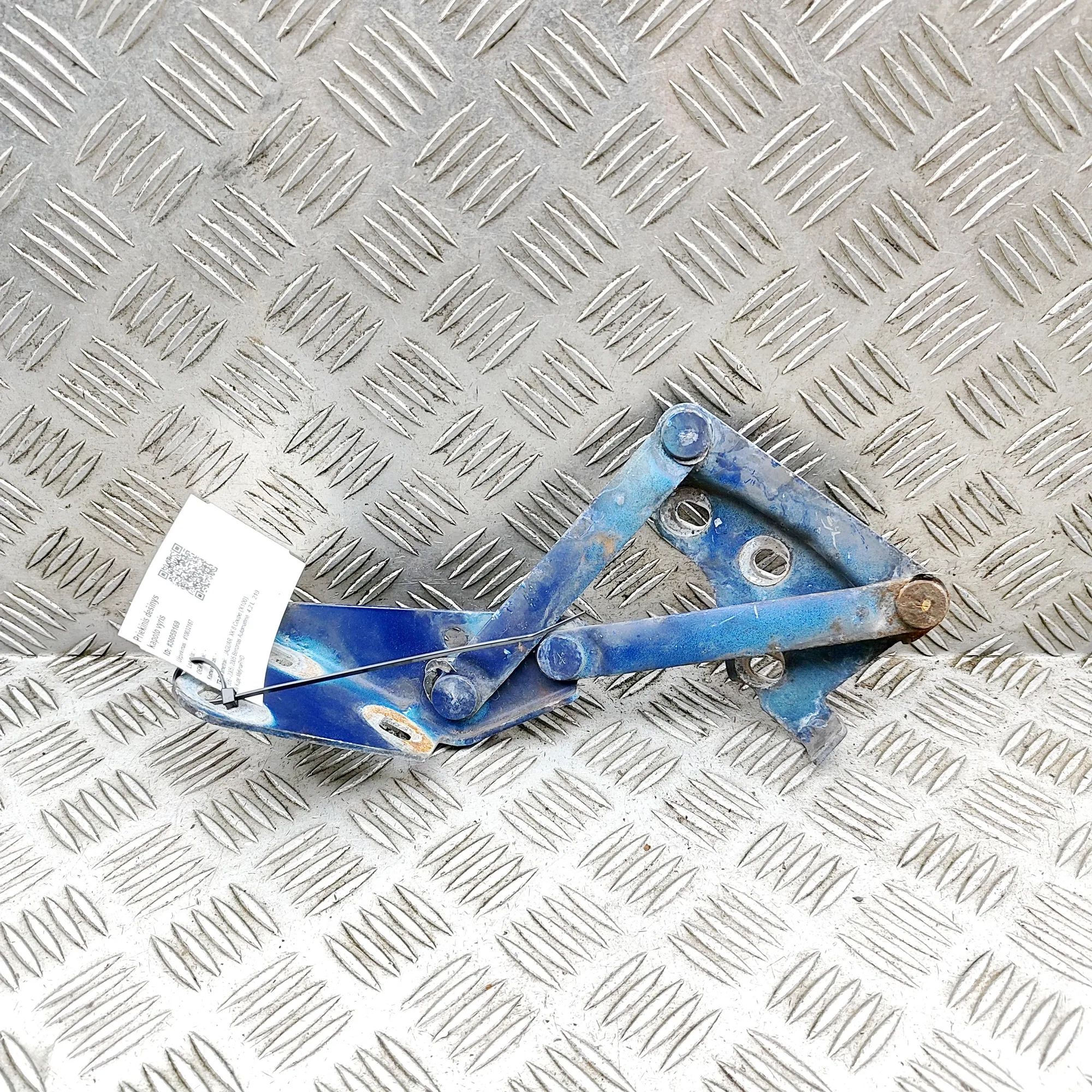 Jaguar XK Bonnet hinge — front right Bonnet hinge — front right — JAGUAR XK (8 Coupe...