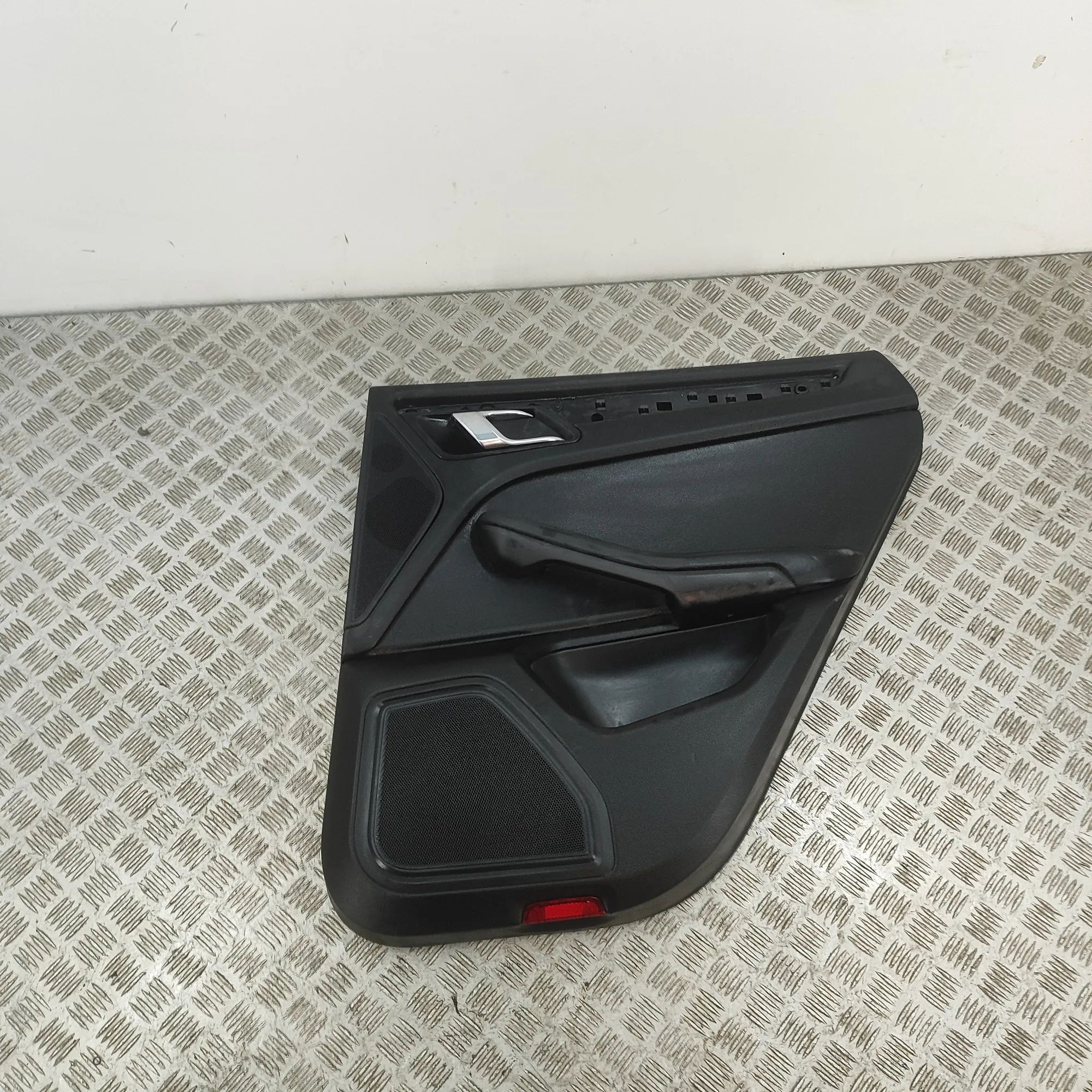 Porsche Macan Rear Right Door Panel Rear Right Door Panel — PORSCHE MACAN (95B) (20...