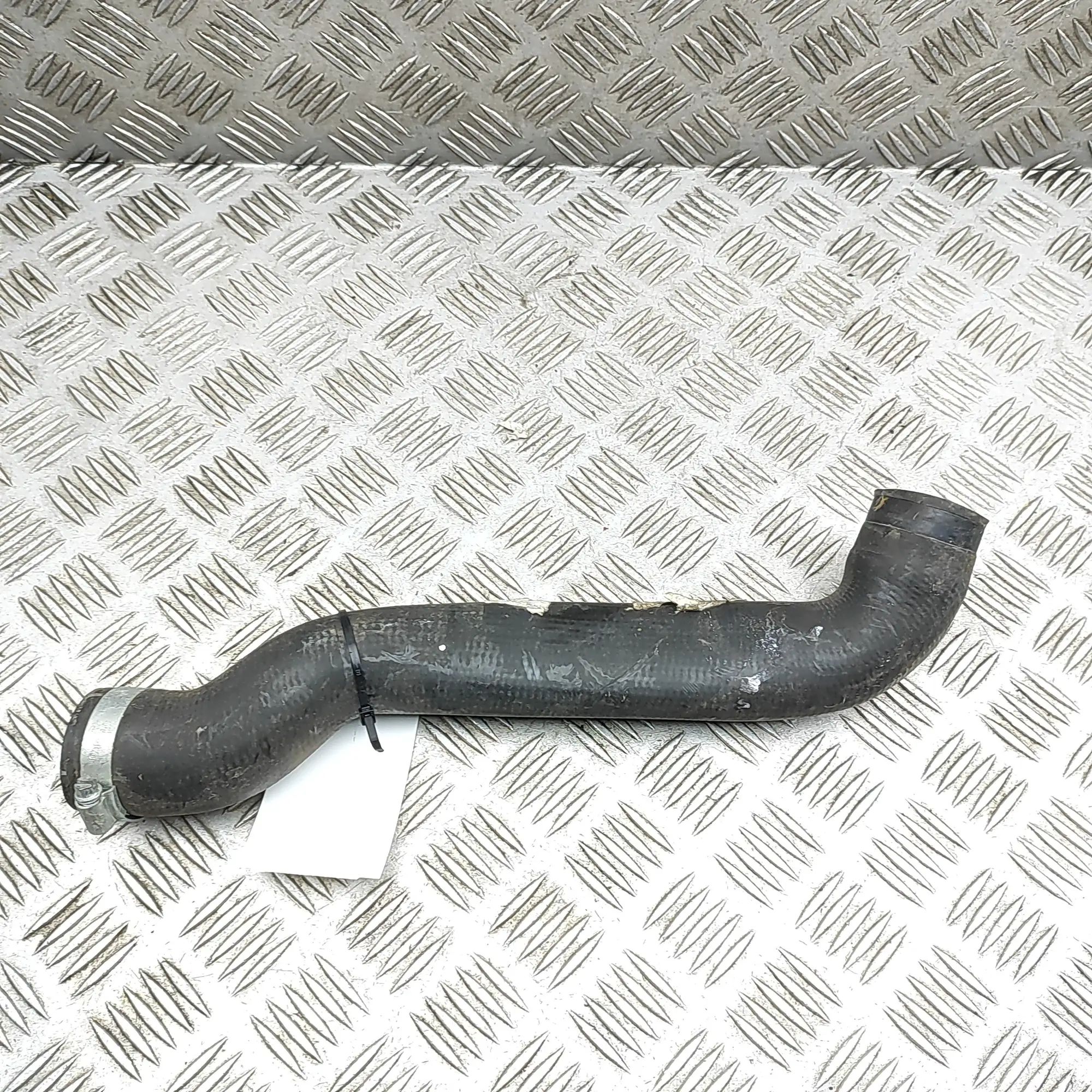 Jaguar XK Jäähdytysnesteletku Coolant hose — JAGUAR XK (8 Coupe X100) (1996-2...