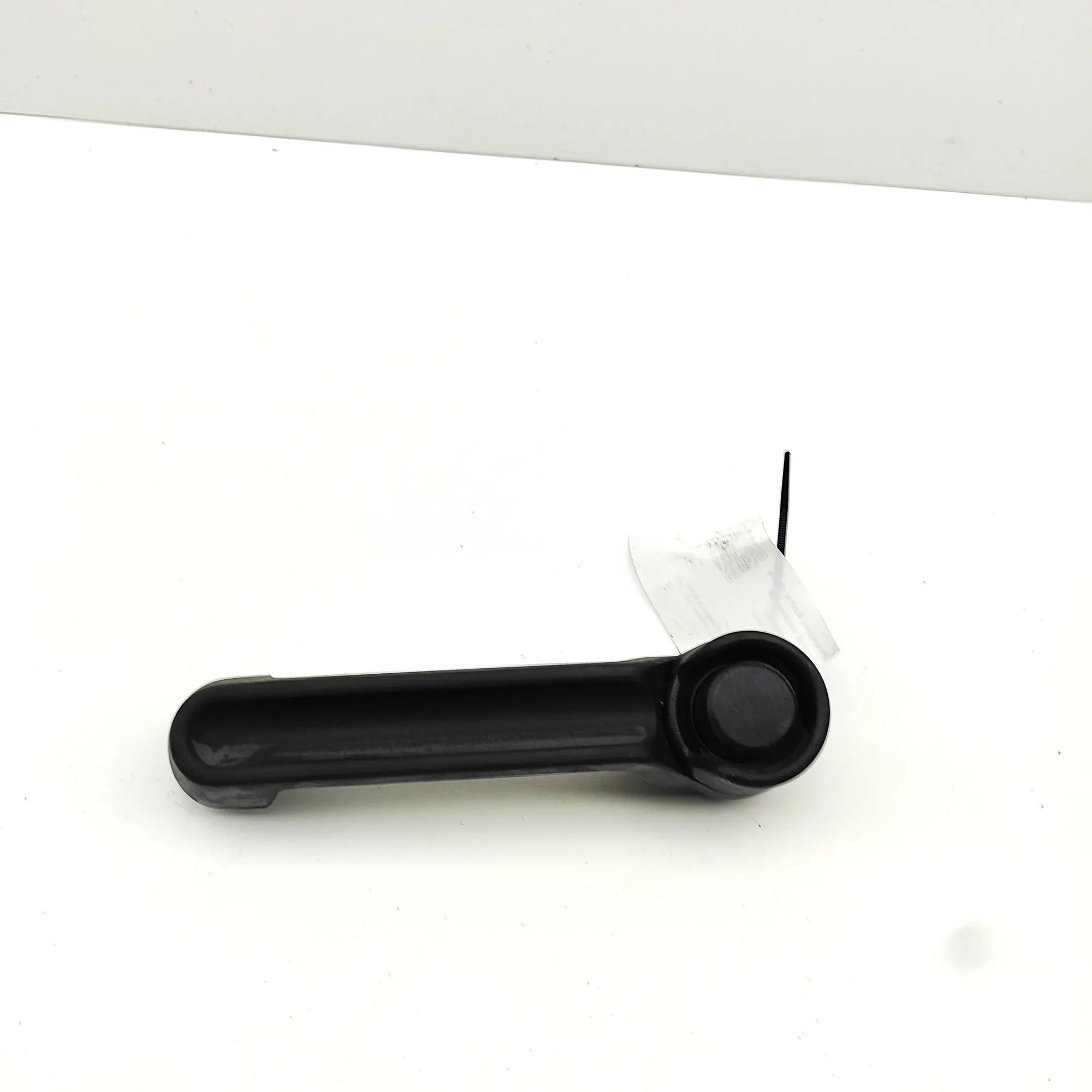 Jeep Wrangler (JK) Exterior door handle — front left Exterior door handle — front left — JEEP WRANGL...