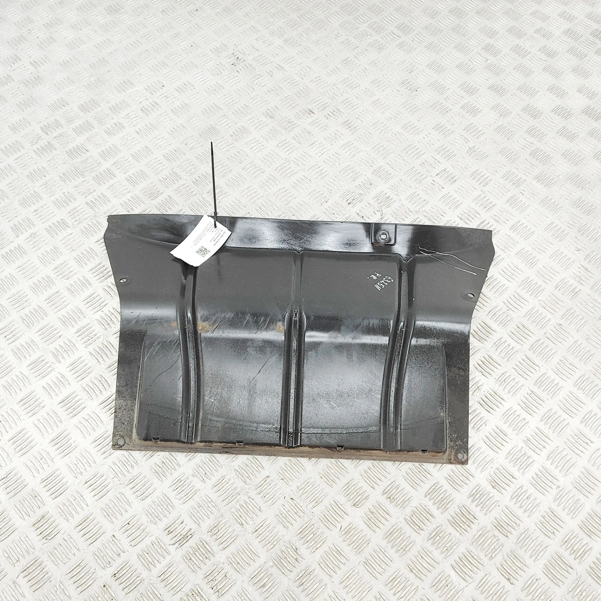 Iveco Daily Engine cover Engine cover — IVECO DAILY (VI Flatbed) (2014-....