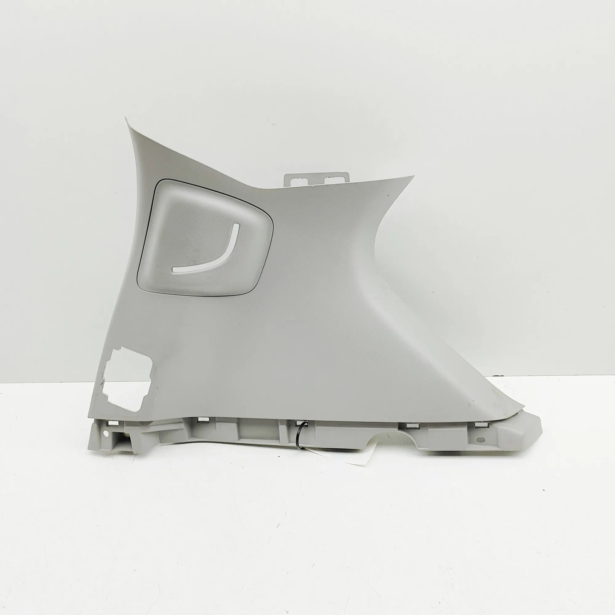 Toyota Land Cruiser 150 Rear Left Pillar Trim Rear Left Pillar Trim — TOYOTA LAND CRUISER (_J...