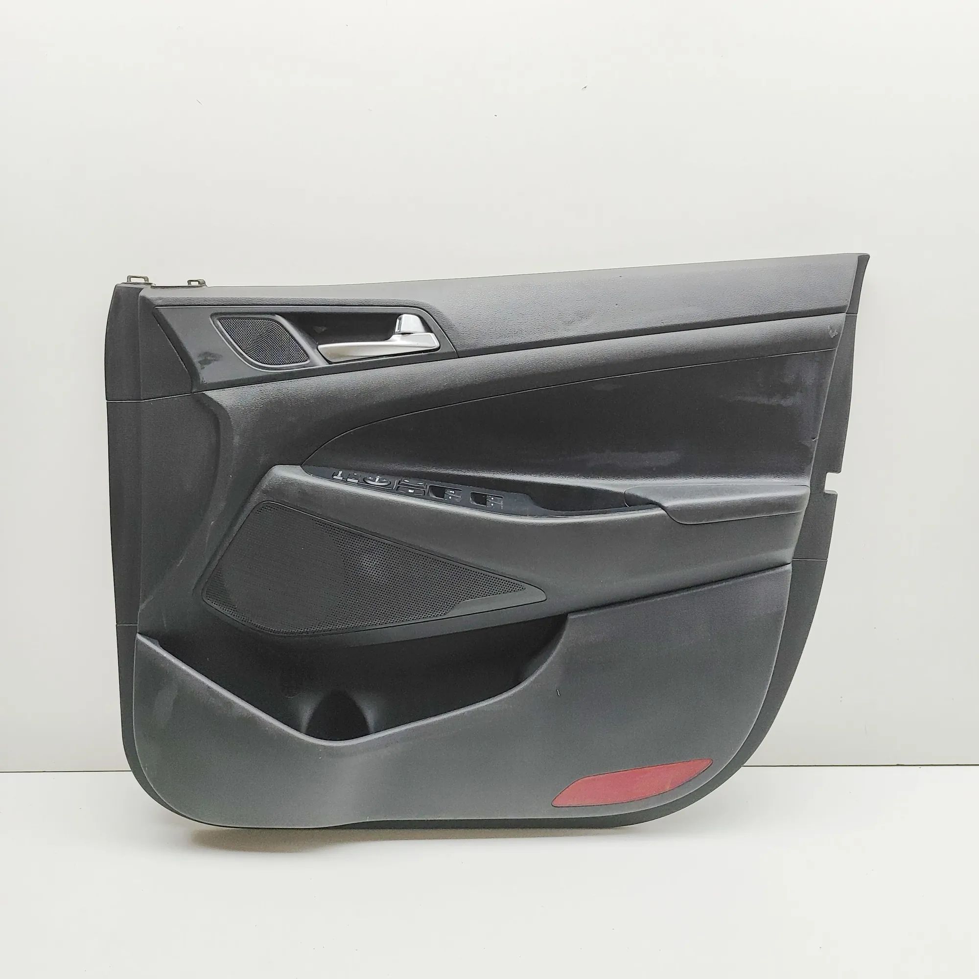 Hyundai Tucson Front Right Door Panel Front Right Door Panel — HYUNDAI TUCSON (TL, TL...