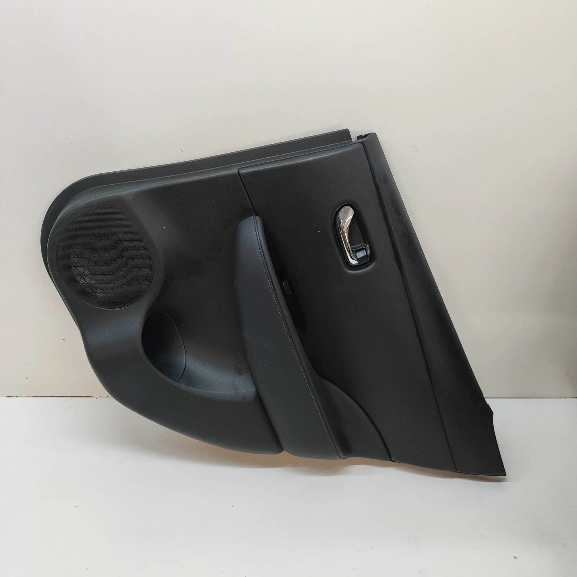 Nissan Leaf Rear Right Door Panel Rear Right Door Panel — NISSAN LEAF (ZE1) (2017...