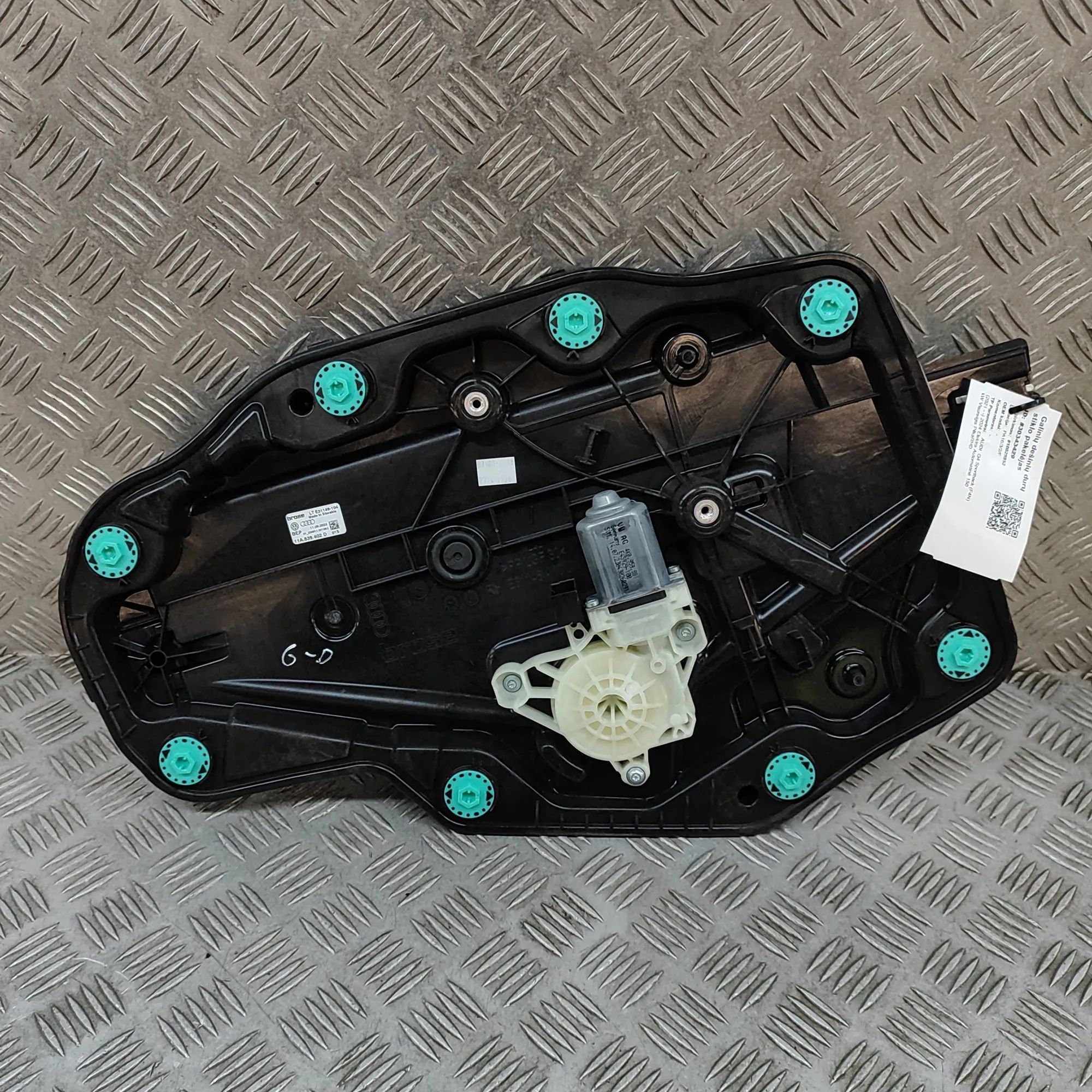 Audi Q4 e-tron Rear Right Door Window Regulator Rear Right Door Window Regulator — AUDI Q4 (Spo...