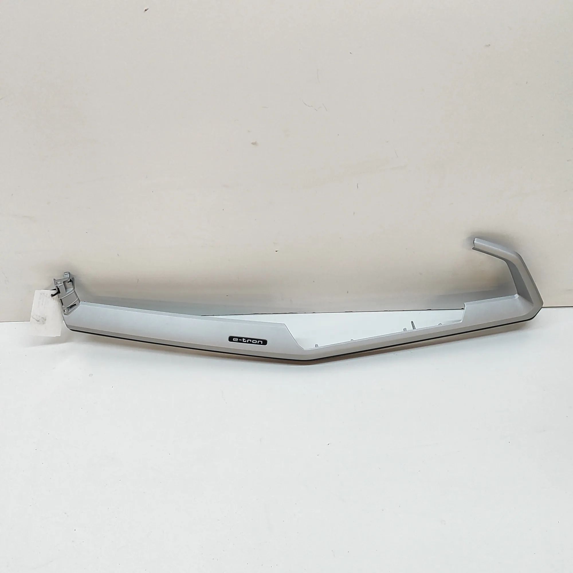 Audi Q4 e-tron Dashboard Trim Dashboard trim — AUDI Q4 (Sportback F4N) (2021-...