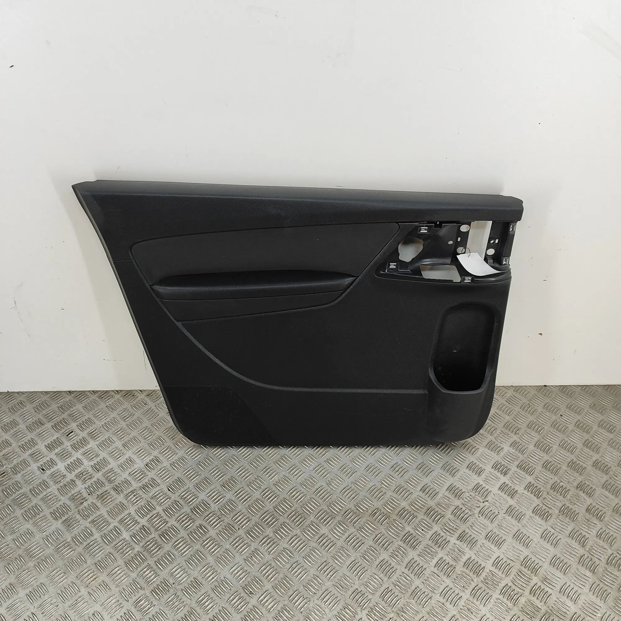 Volkswagen Sharan Rear Left Door Panel Rear Left Door Panel — VW SHARAN (7N1, 7N2) (20...