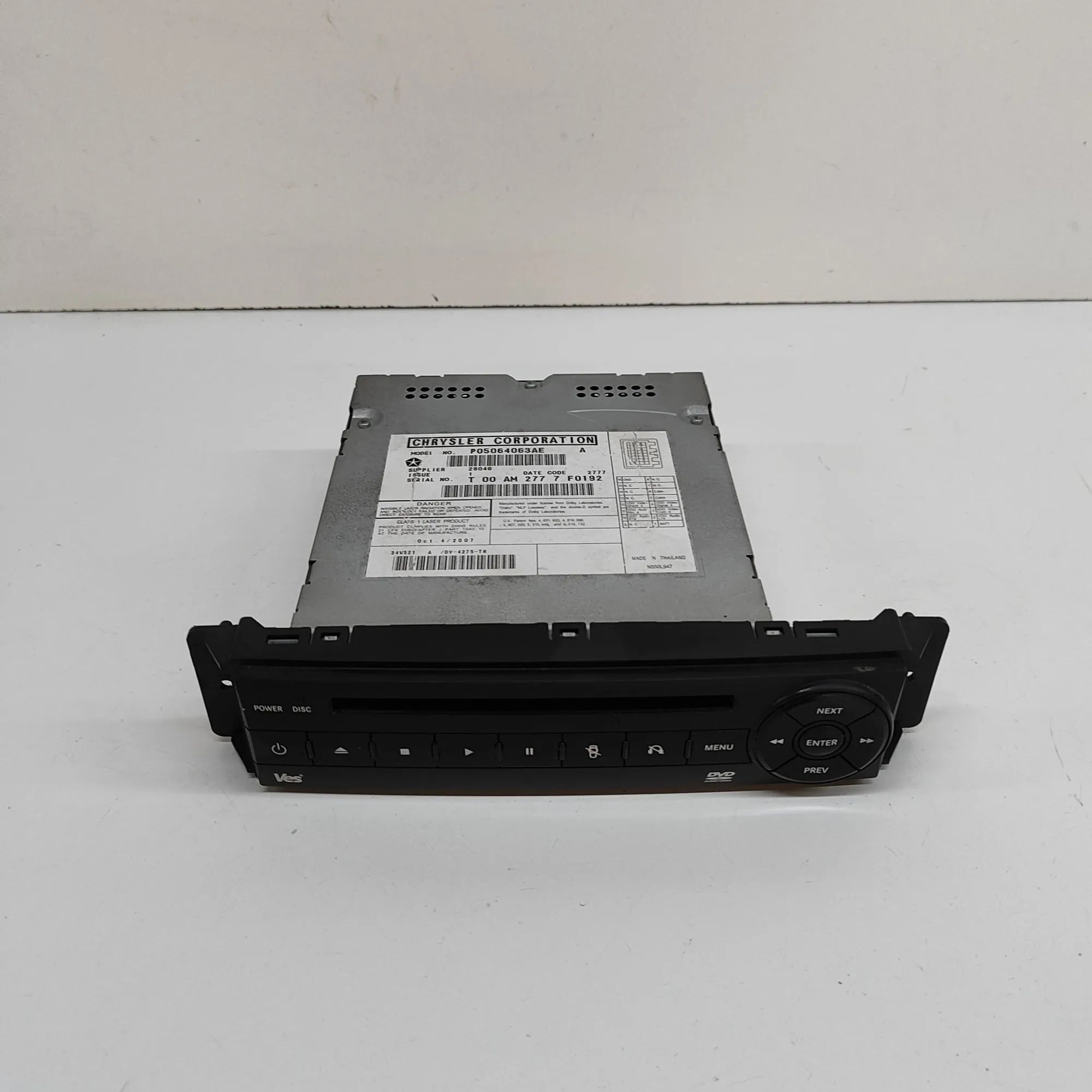 Chrysler Grand Voyager / Town & Country Radio / CD / navigation head unit Radio / CD / navigation head unit — CHRYSLER GR...