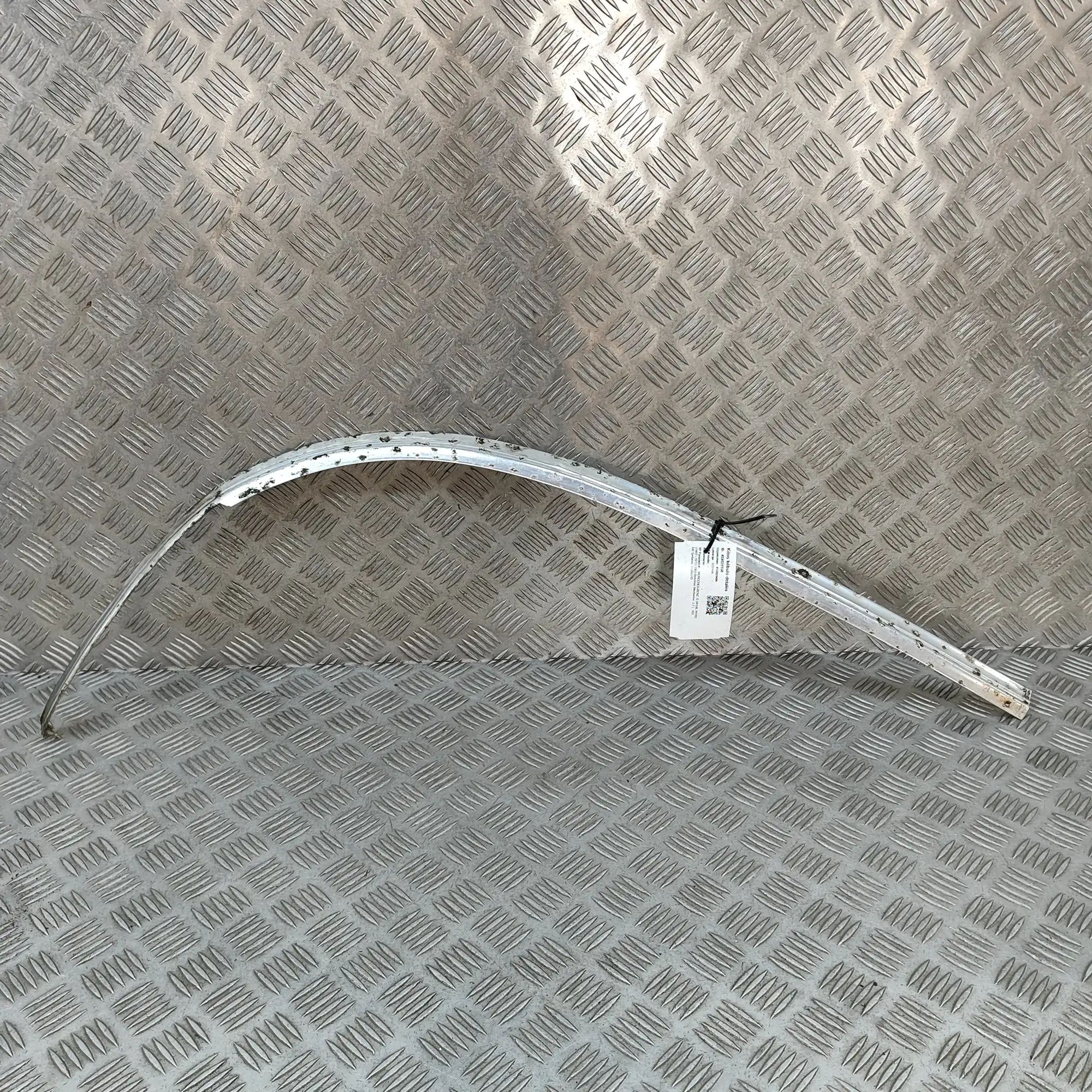 Mercedes-Benz 200 - 280 (W114, W115) Other Trim Parts Other Trim Parts — MERCEDES BENZ S-CLASS (W108,...