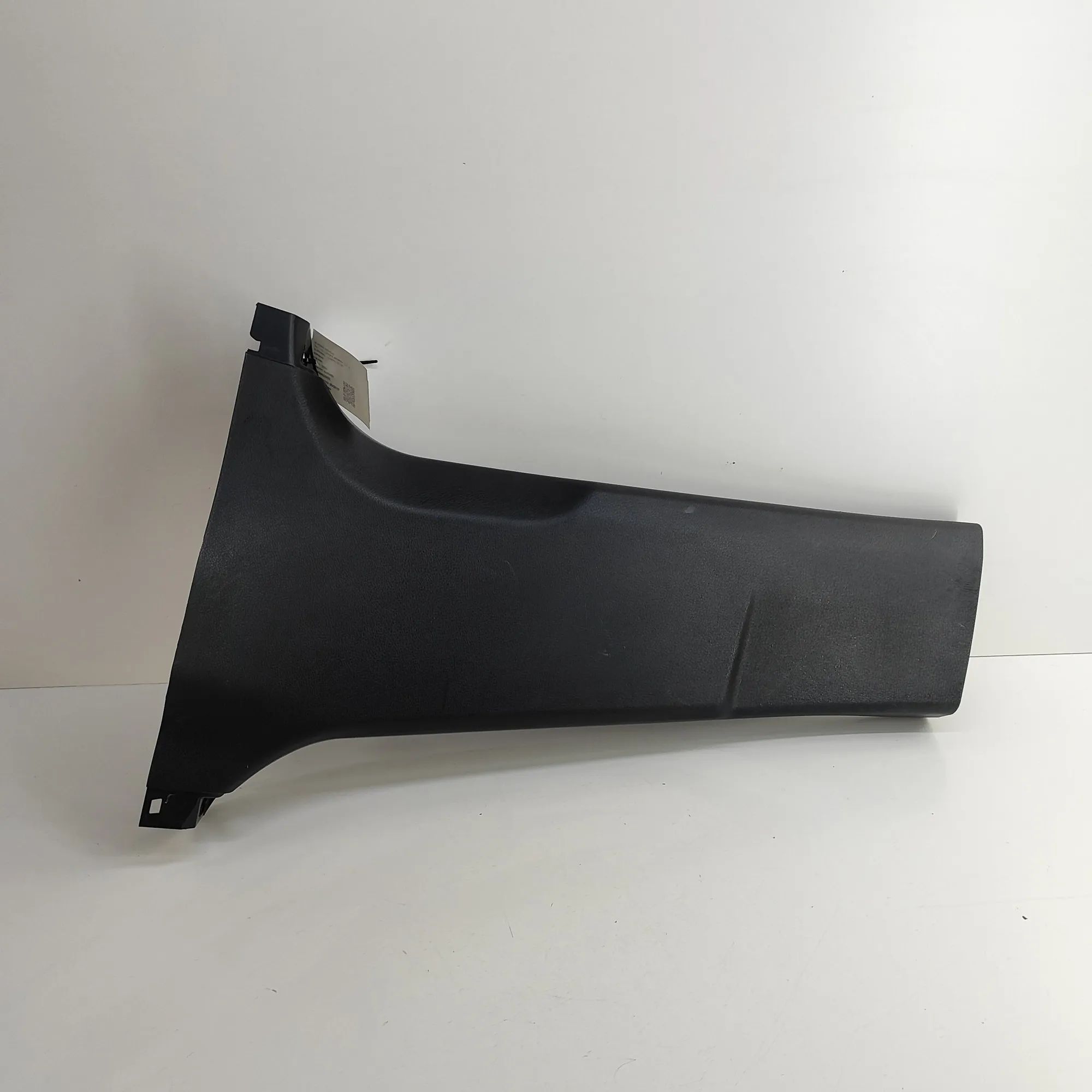 Hyundai i30 B-pillar trim — left B-pillar trim — left — HYUNDAI I30 (GD) (2011-....