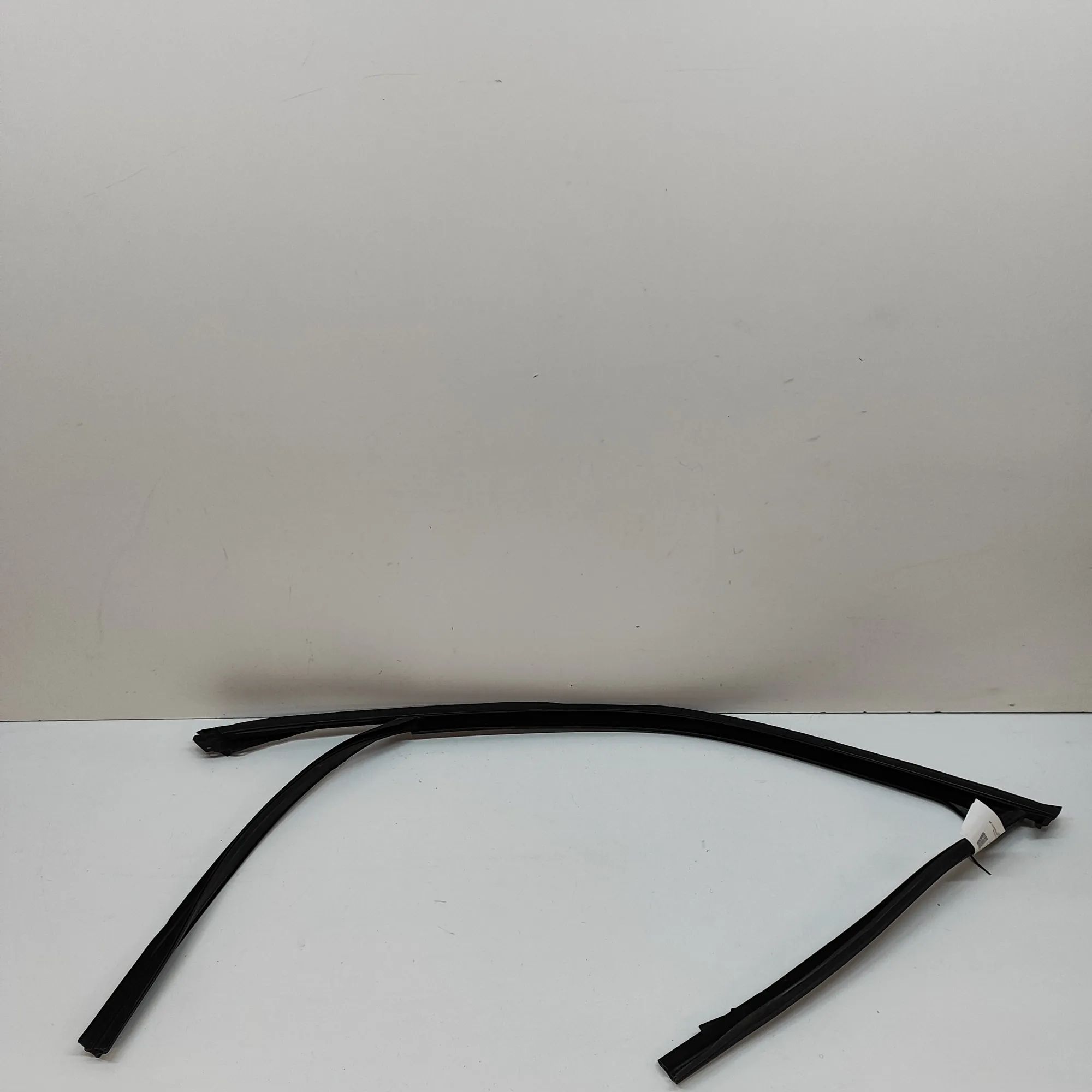 BMW X5 (F15) Upper door trim strip — front left Upper door trim strip — front left — BMW X5 (F1...