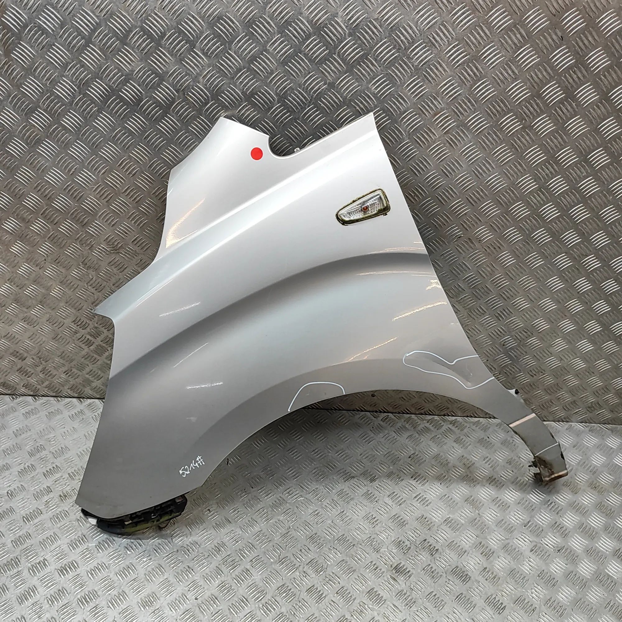 Hyundai H-1 Front Left Fender Front Left Fender — HYUNDAI H-1 (Cargo TQ) (200...