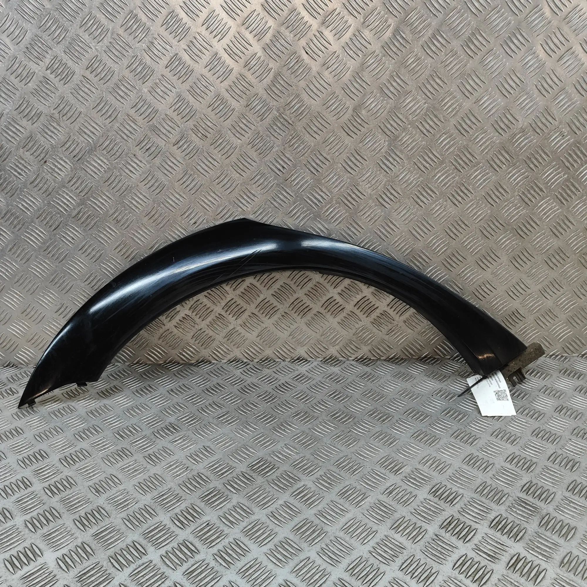 Subaru Outback Wheel arch trim — rear right