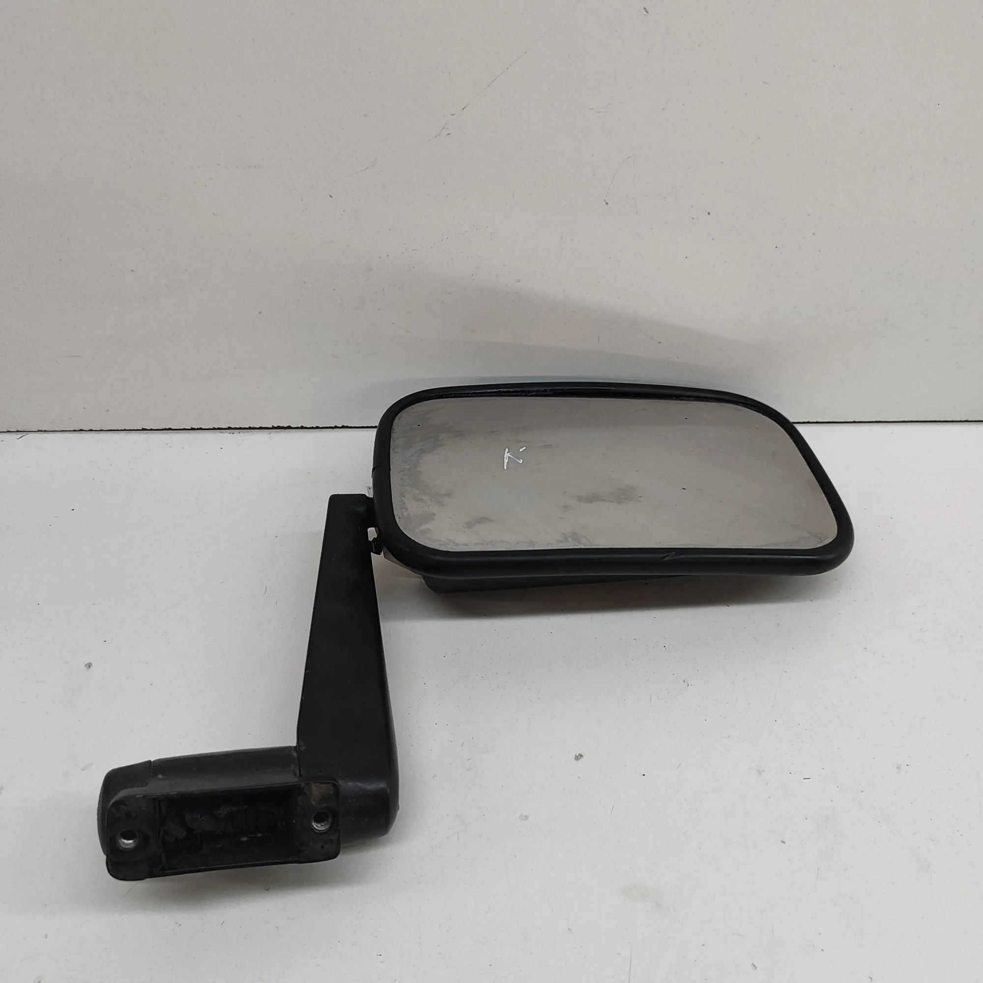 Land Rover Defender Left Side Wing Mirror Left Side Wing Mirror — LAND ROVER DEFENDER (L3...