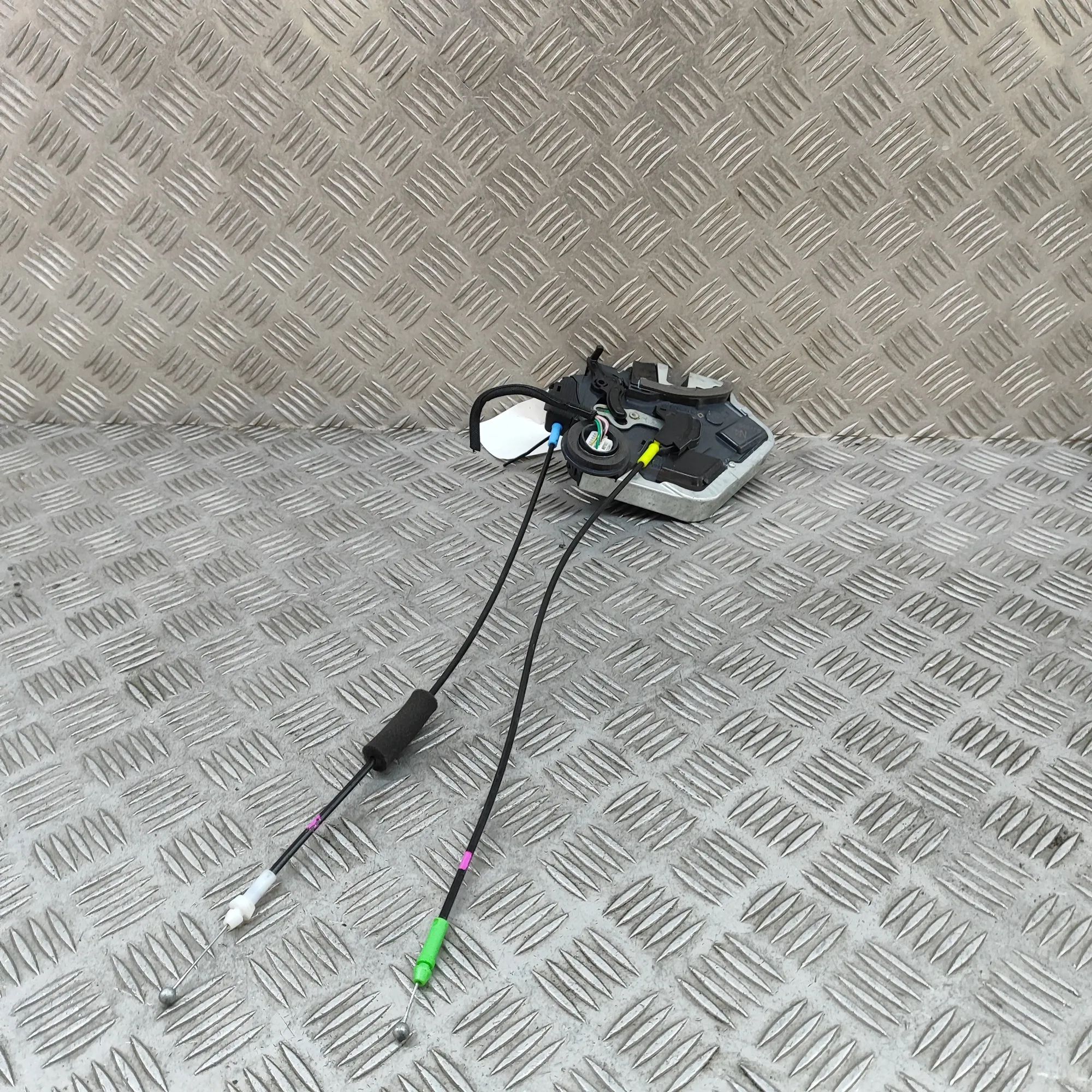 Lexus NX Door lock — rear left Door lock — rear left — LEXUS NX (_Z1_) (2014-....