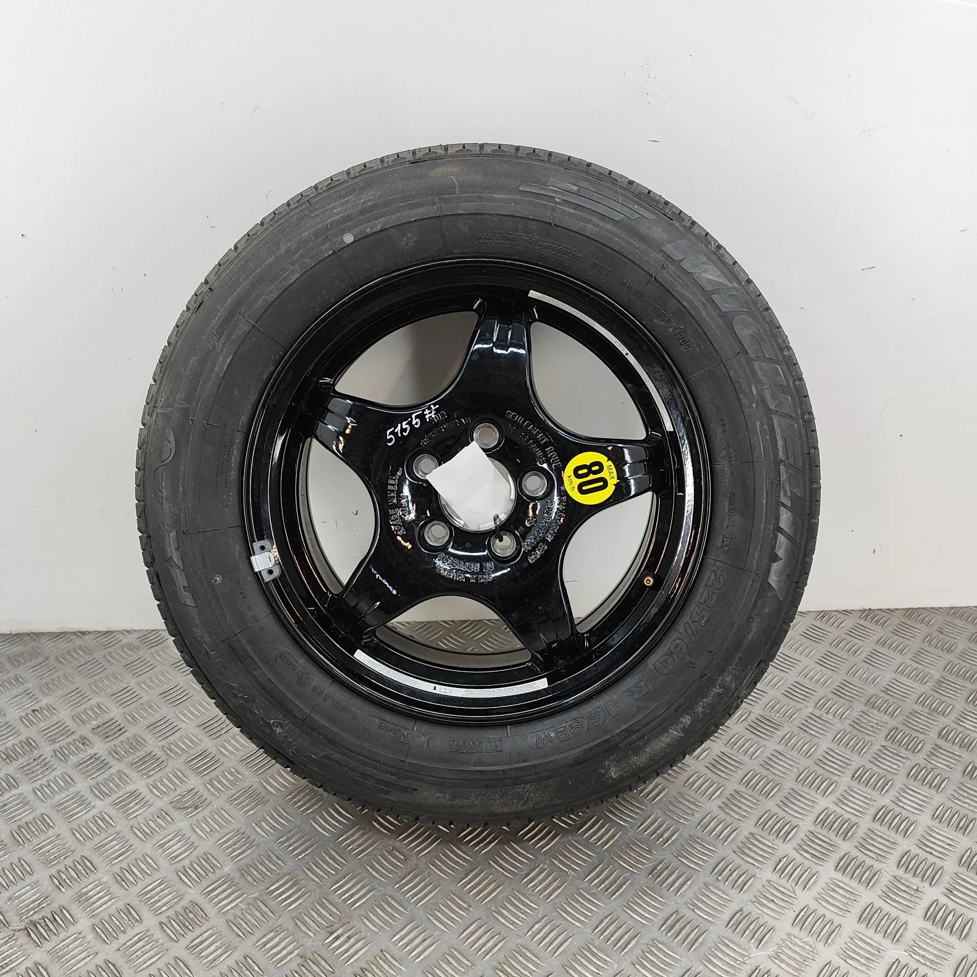 Mercedes-Benz 280SL - 600SL / SL (R129) Spare Wheel Space Saver Spare Wheel Space Saver — MERCEDES BENZ S-CLASS...