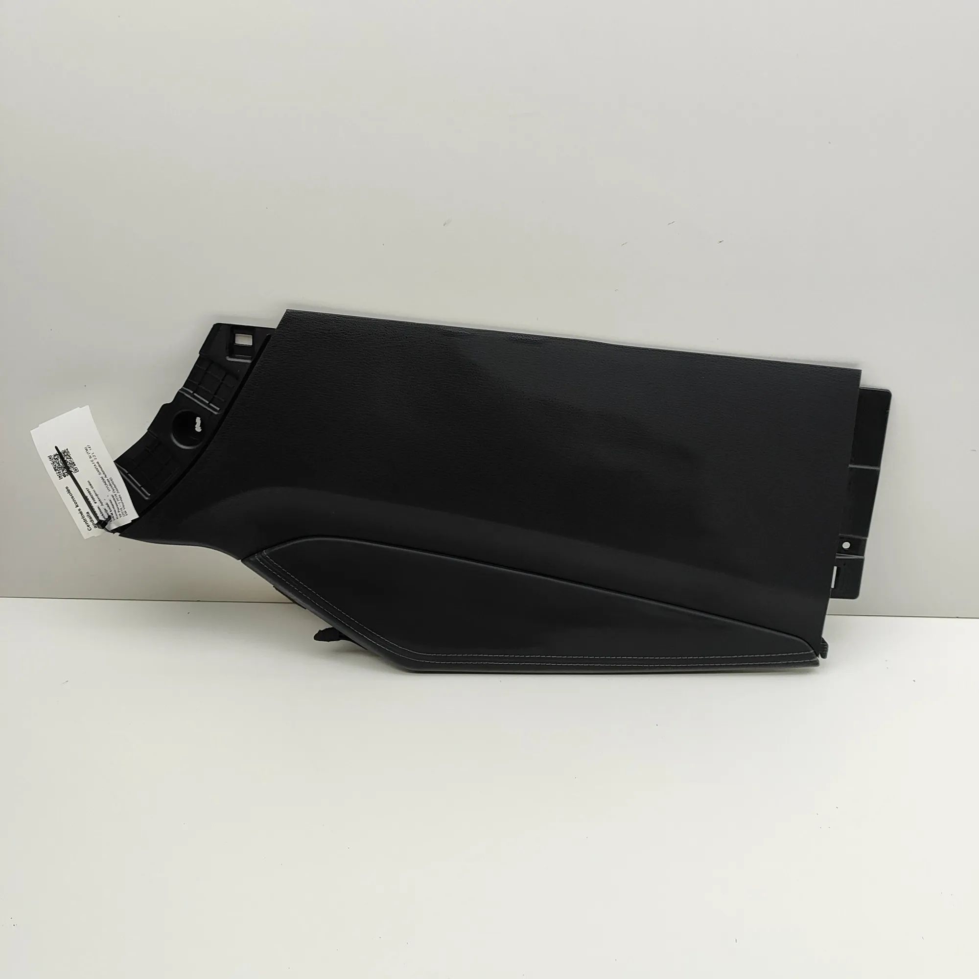 Hyundai Santa Fe Centre console trim Centre console trim — HYUNDAI SANTA (FÉ IV TM) ...
