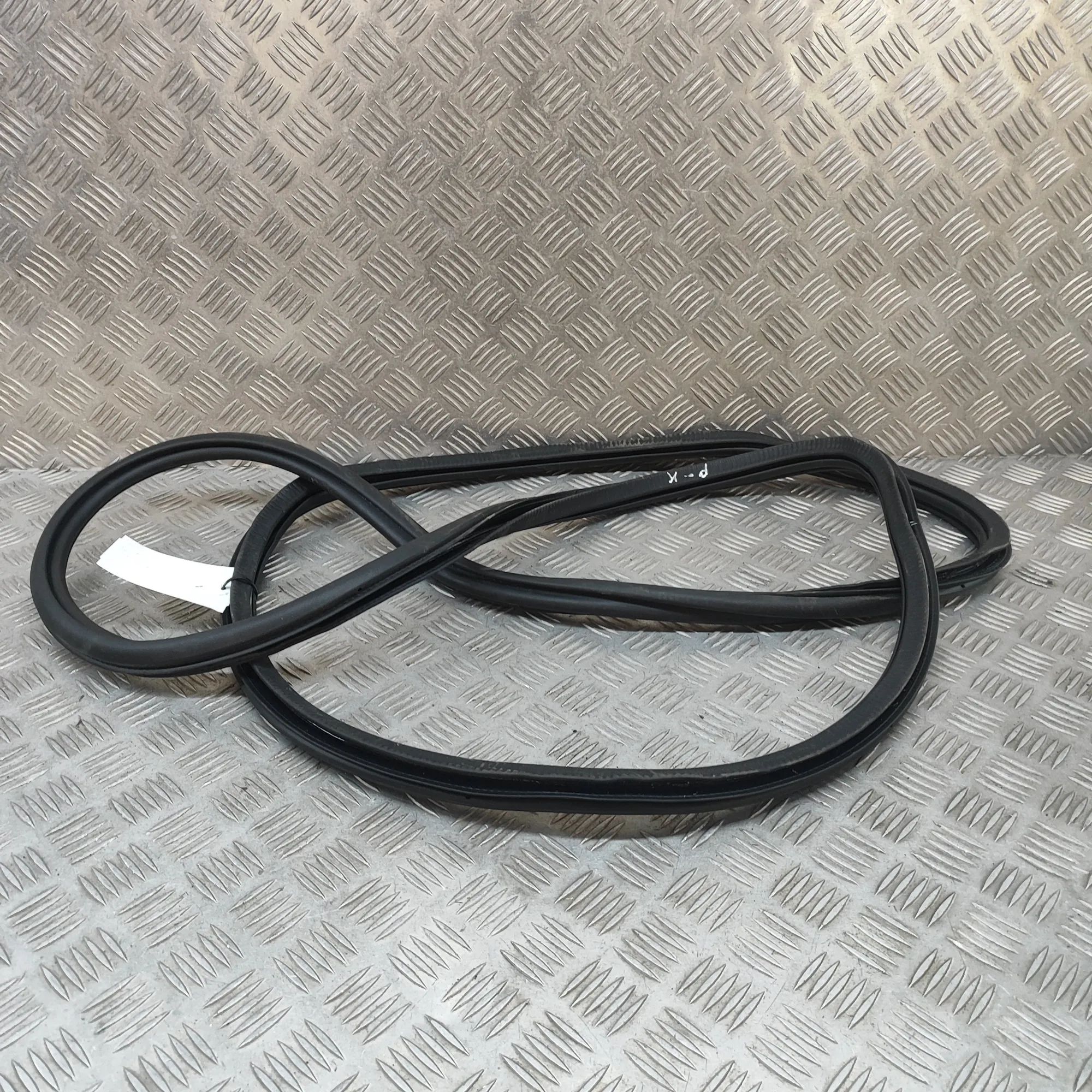 Porsche Cayenne Door rubber seal — front left Door rubber seal — front left — PORSCHE CAYENNE...