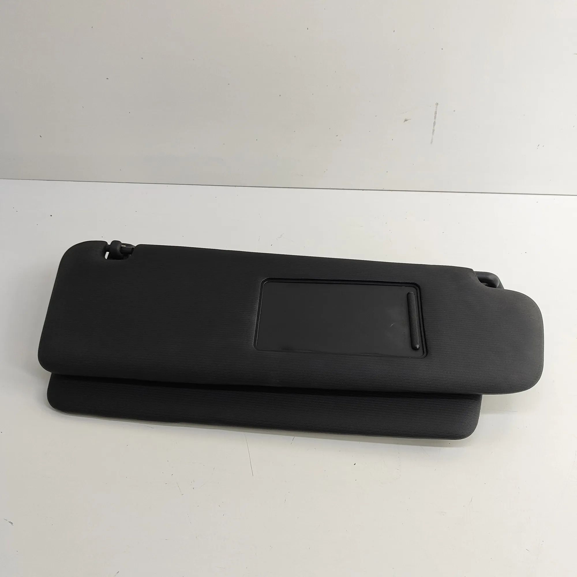 Porsche Cayenne Left Side Sun Visor Left Side Sun Visor — PORSCHE CAYENNE (92A) (20...