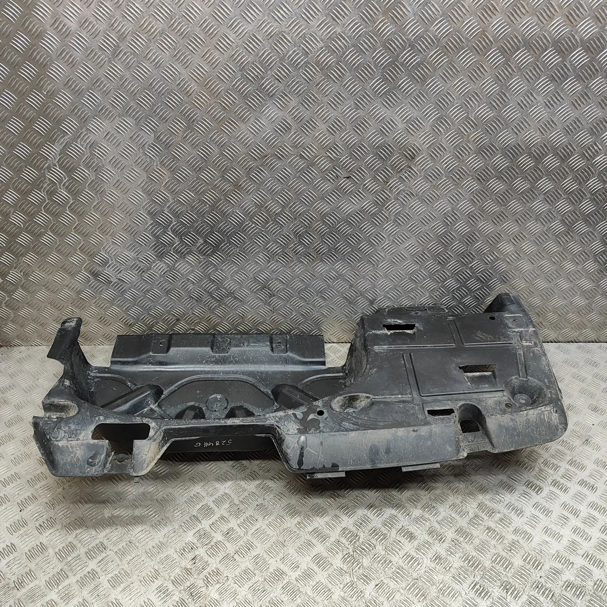 Volkswagen Transporter (T6, Caravelle, Multivan) Rear Middle Underbody Cover Rear Middle Underbody Cover — VW TRANSPORTER (V...