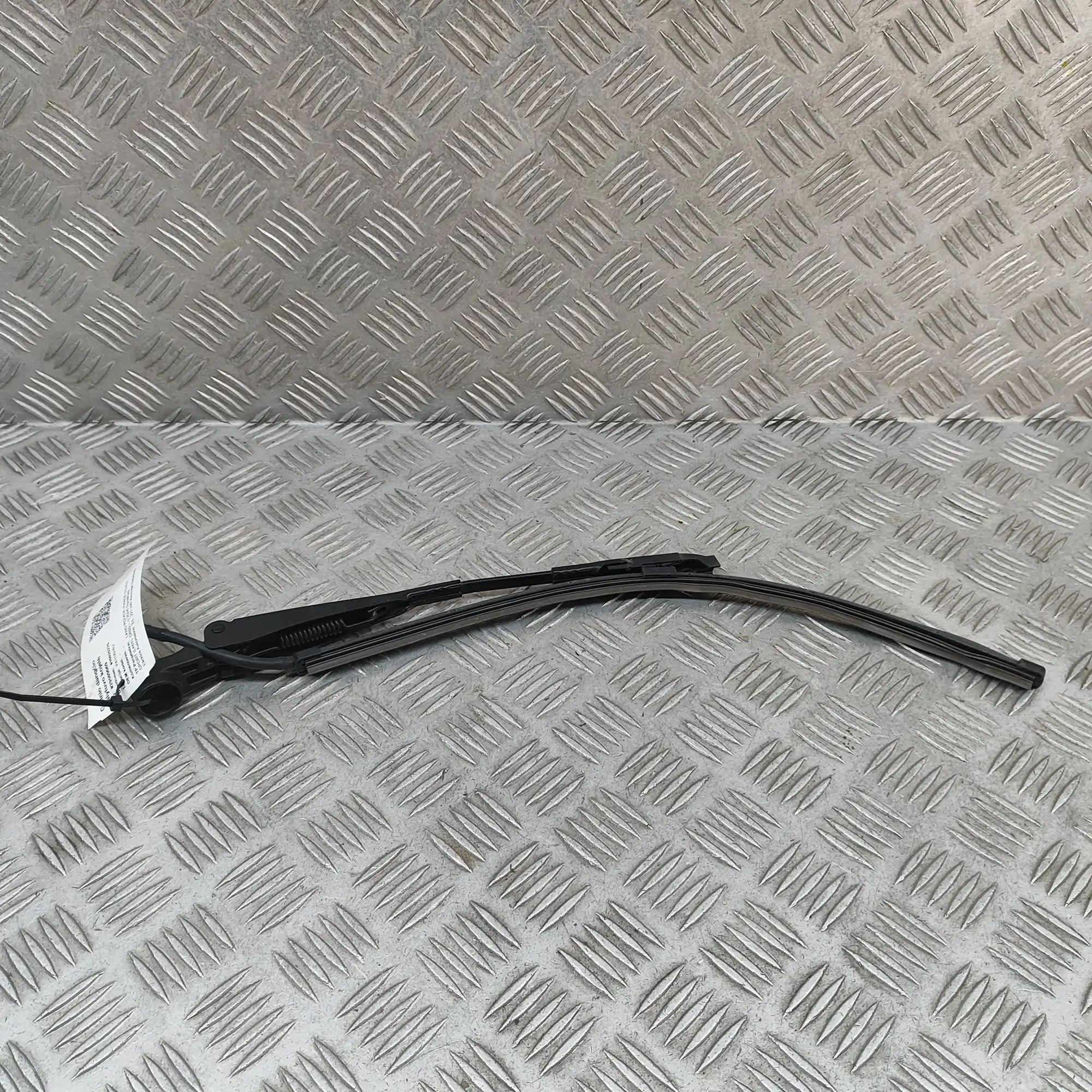 Land Rover Range Rover Sport (L461) Window wiper arm — rear Window wiper arm — rear — LAND ROVER RANGE ROVE...
