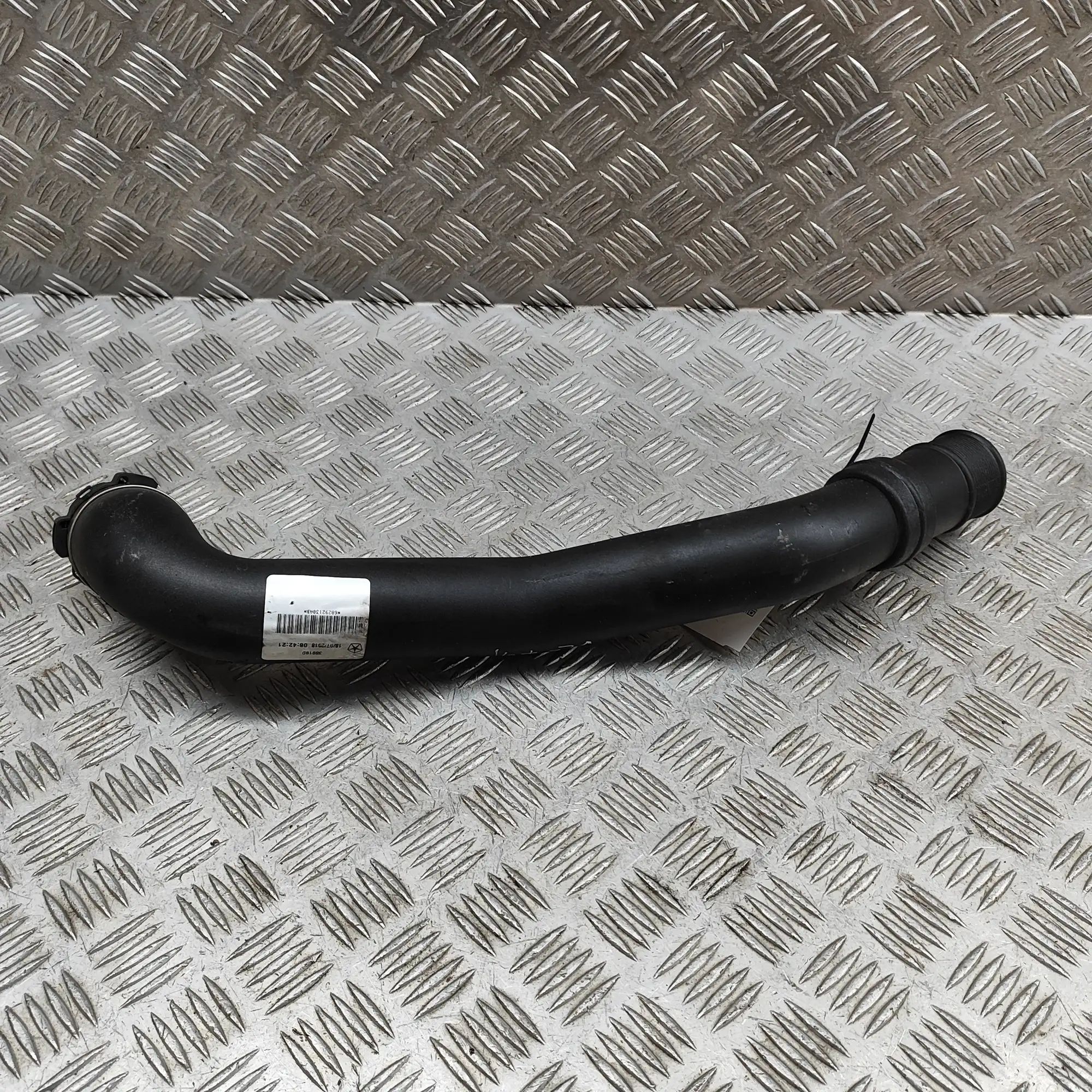 Jeep Grand Cherokee (WK) Intercooler Hose Pipe Intercooler Hose Pipe — JEEP GRAND CHEROKEE (IV...