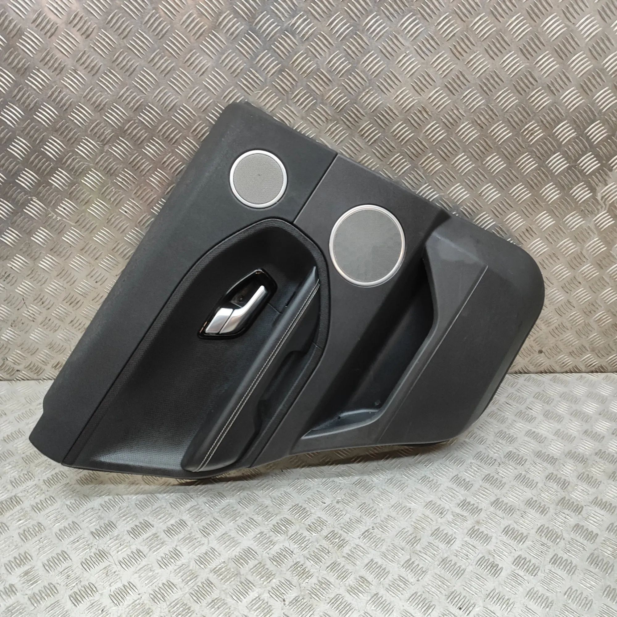 Land Rover Range Rover Evoque Rear Left Door Panel Rear Left Door Panel — LAND ROVER RANGE ROVER E...