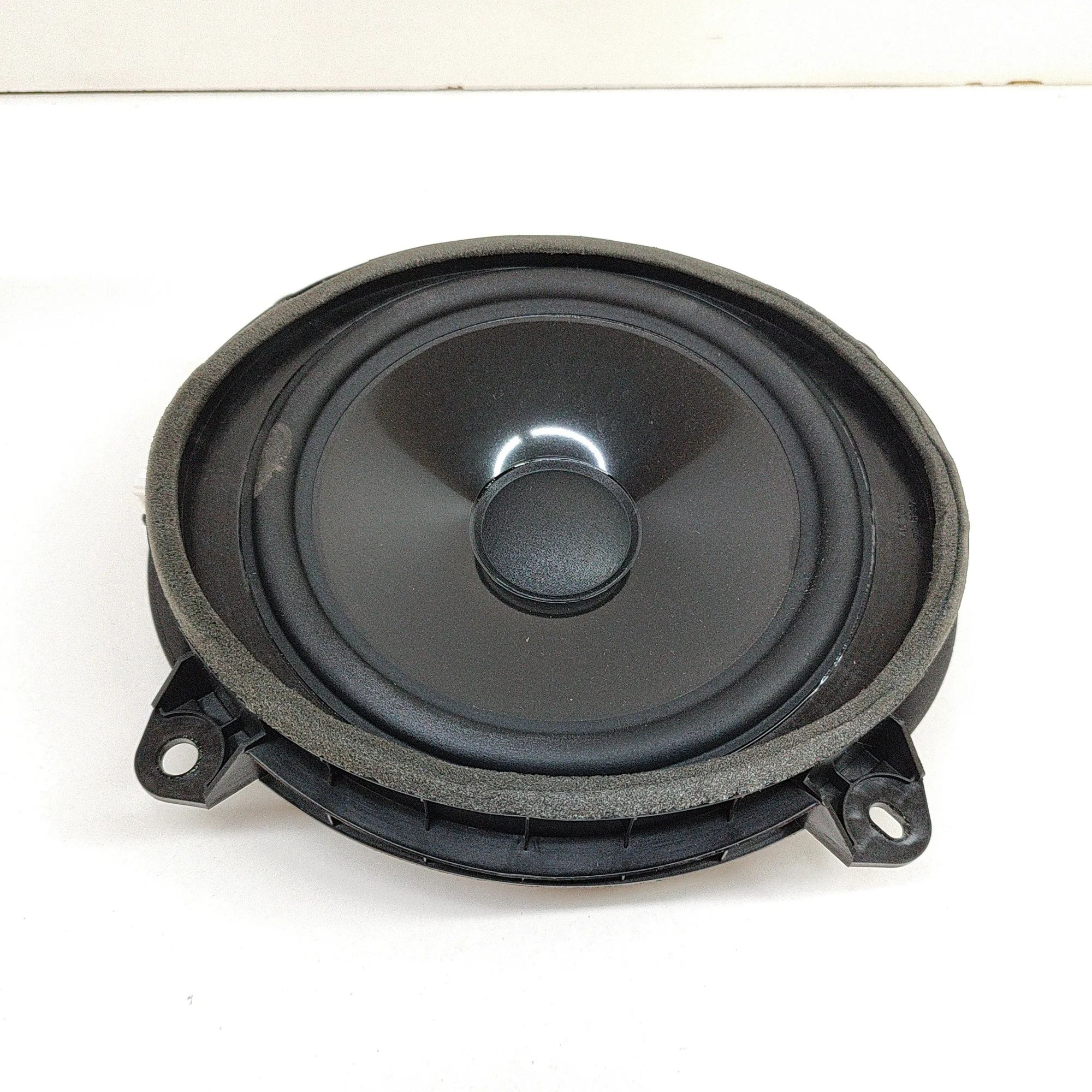 Lexus RX Front Right Door Speaker Front Right Door Speaker — LEXUS RX (_LA1_, _LH...