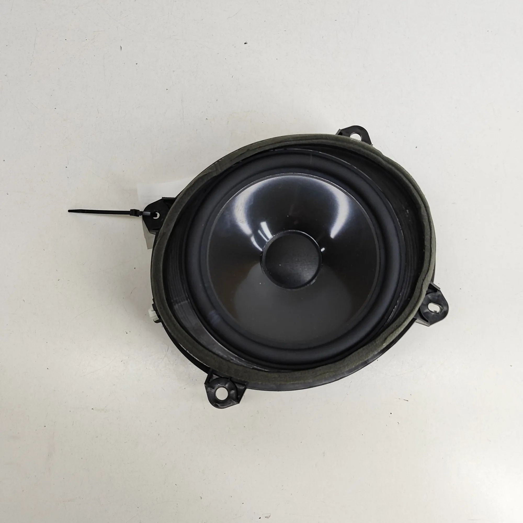 Lexus RX Front Right Door Speaker Front Right Door Speaker — LEXUS RX (_LA1_, _LH...