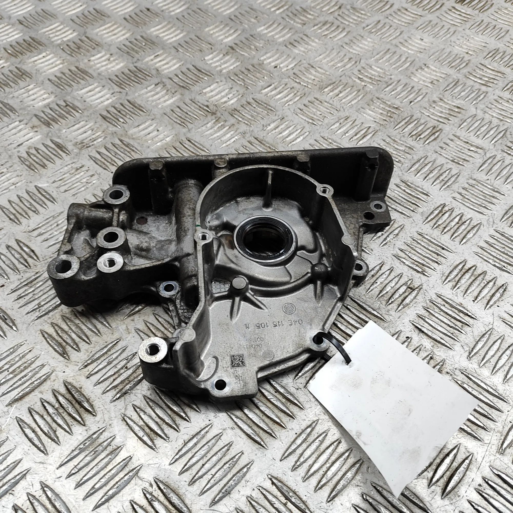 Volkswagen Polo Oil Pump Oil pump — VW POLO (Van 6R) (2014-...) — 04E115...