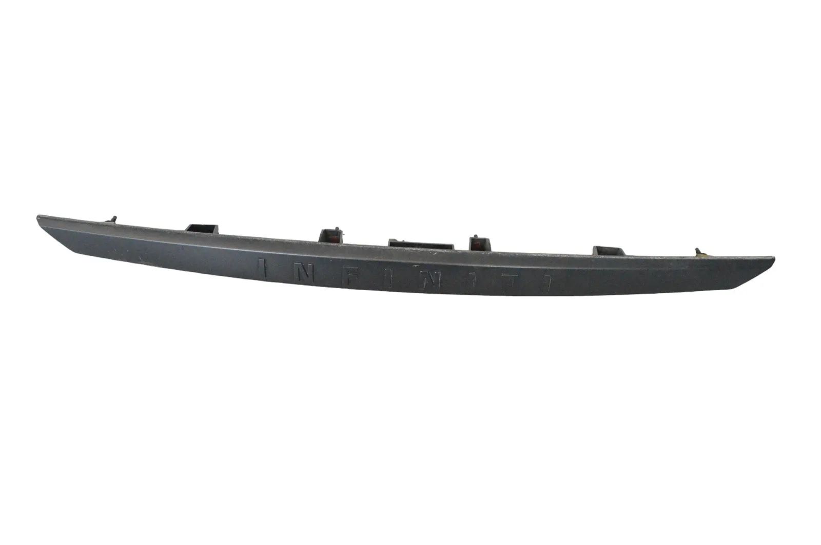 Infiniti Q50 Number-plate light holder trim Number-plate light holder trim — INFINITI Q50 (...