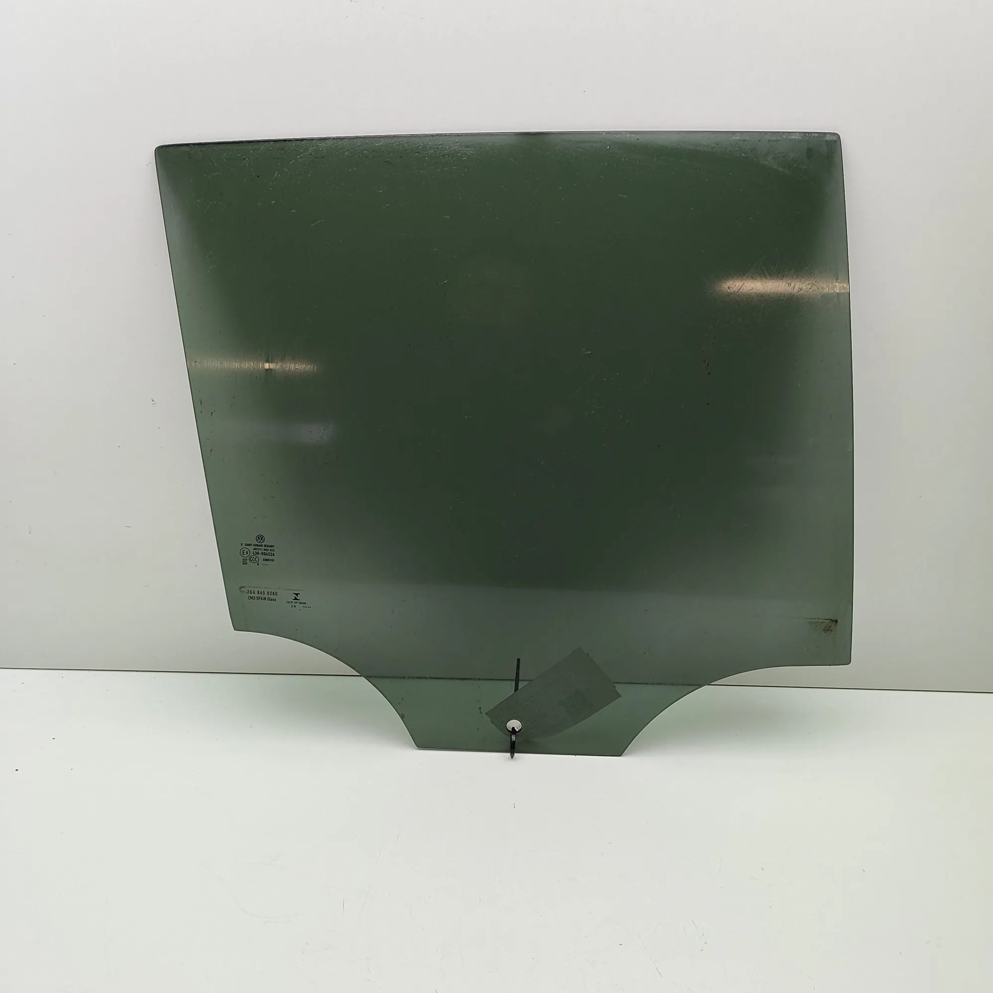Volkswagen T-Roc Right rear door window Right rear door window — VW T-ROC (A11) (2017-....