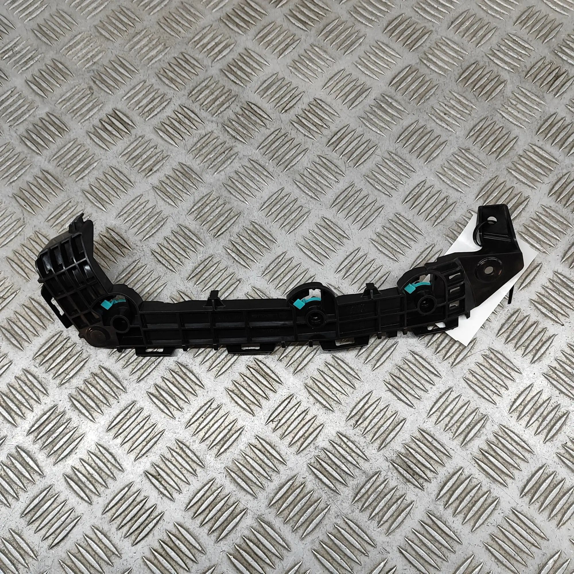 Lexus RX Rear Left Bumper Bracket Rear Left Bumper Bracket — LEXUS RX (_LA1_, _LH...