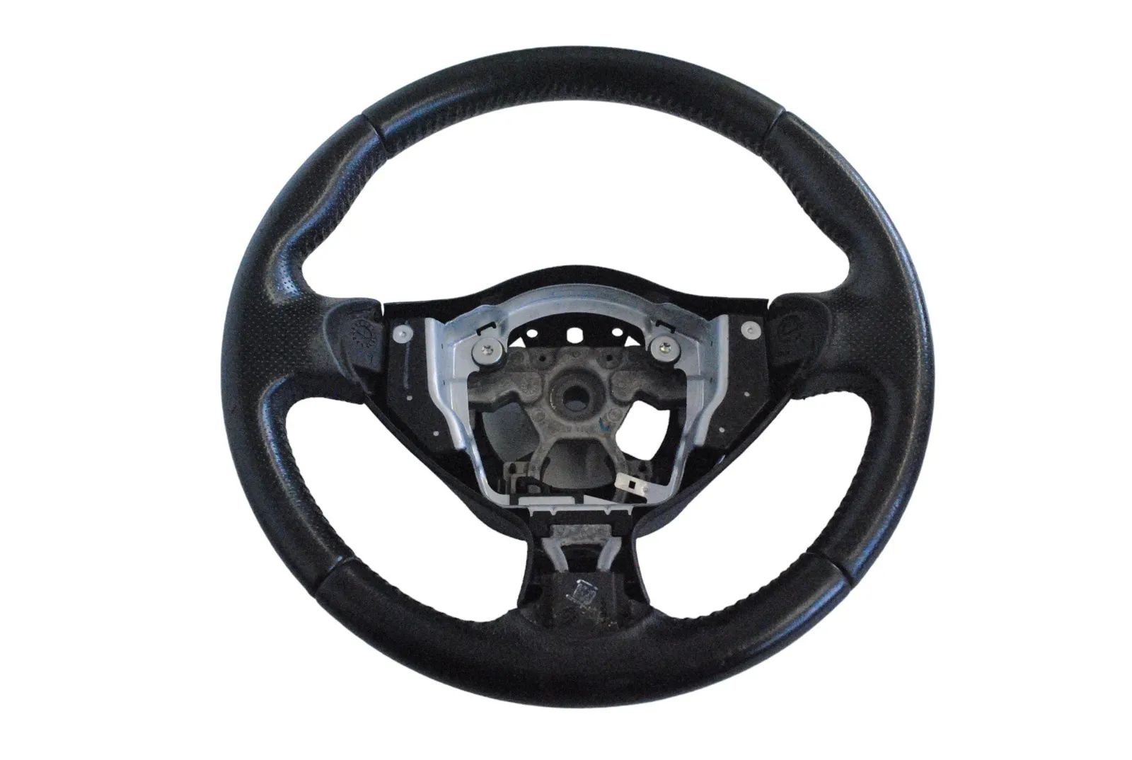 Nissan Juke steering wheel