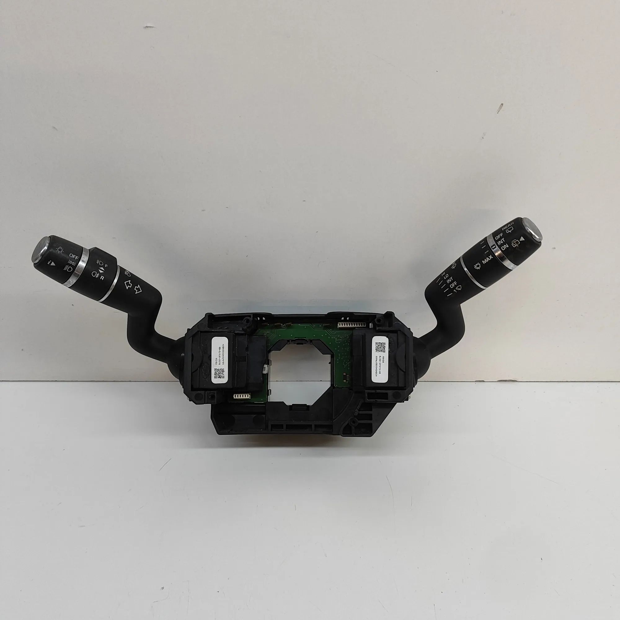 Land Rover Range Rover Evoque Indicator Wiper Stalk Switch Indicator Wiper Stalk Switch — LAND ROVER RANGE...