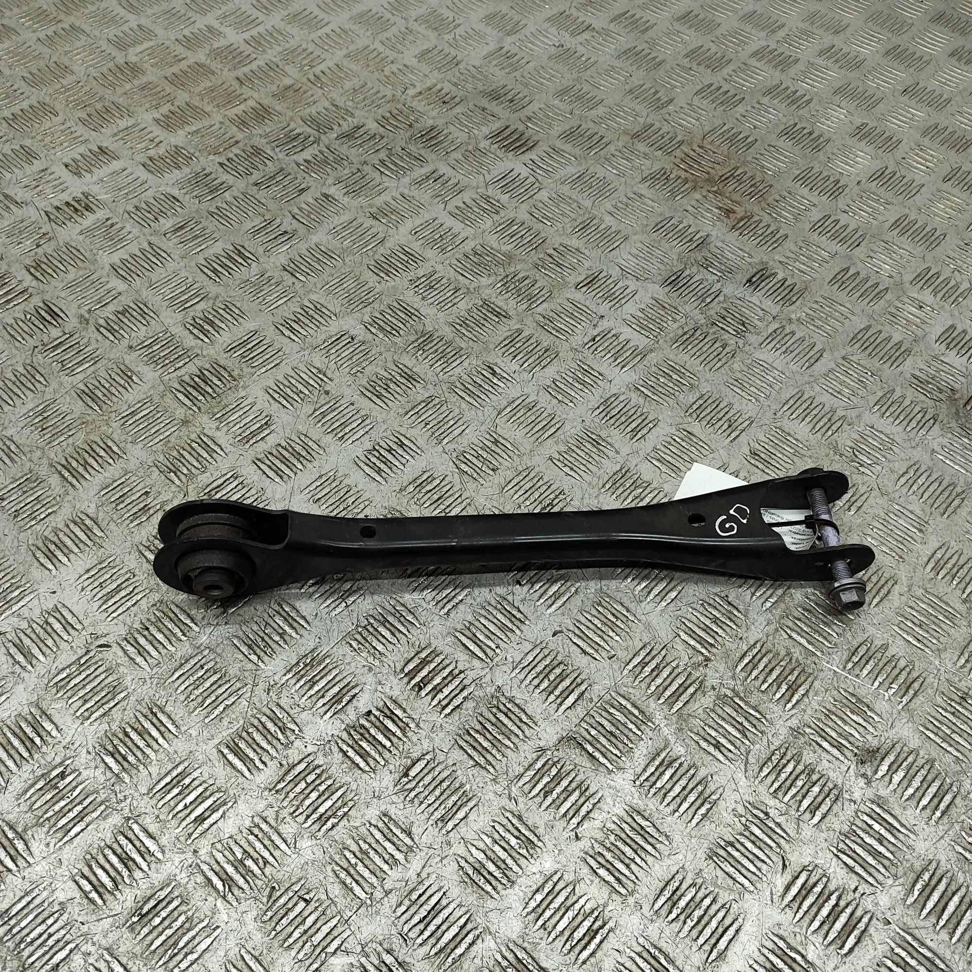 Lexus RX Control arm — rear right Control arm — rear right — LEXUS RX (_LA1_, _LH...
