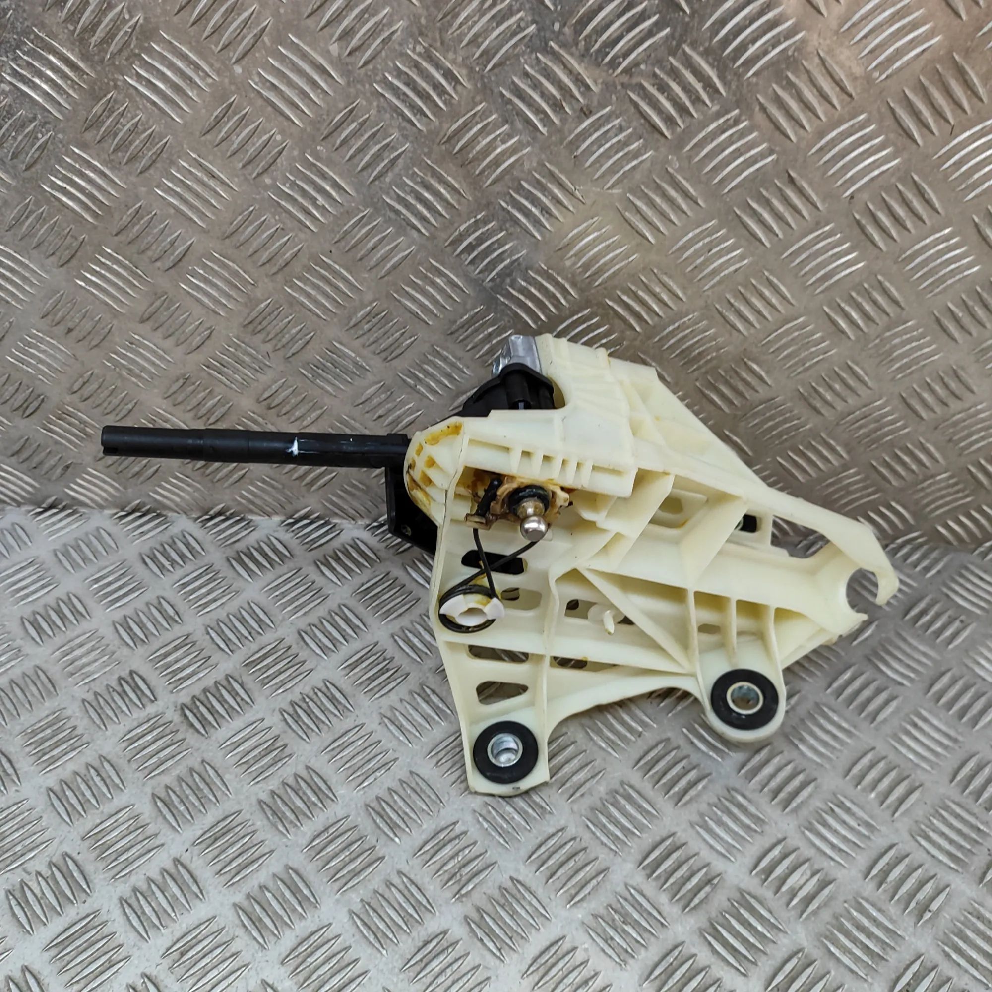 Volkswagen Transporter (T6, Caravelle, Multivan) Gear Shifting Mechanism Gear Shifting Mechanism — VW TRANSPORTER (VI T6...