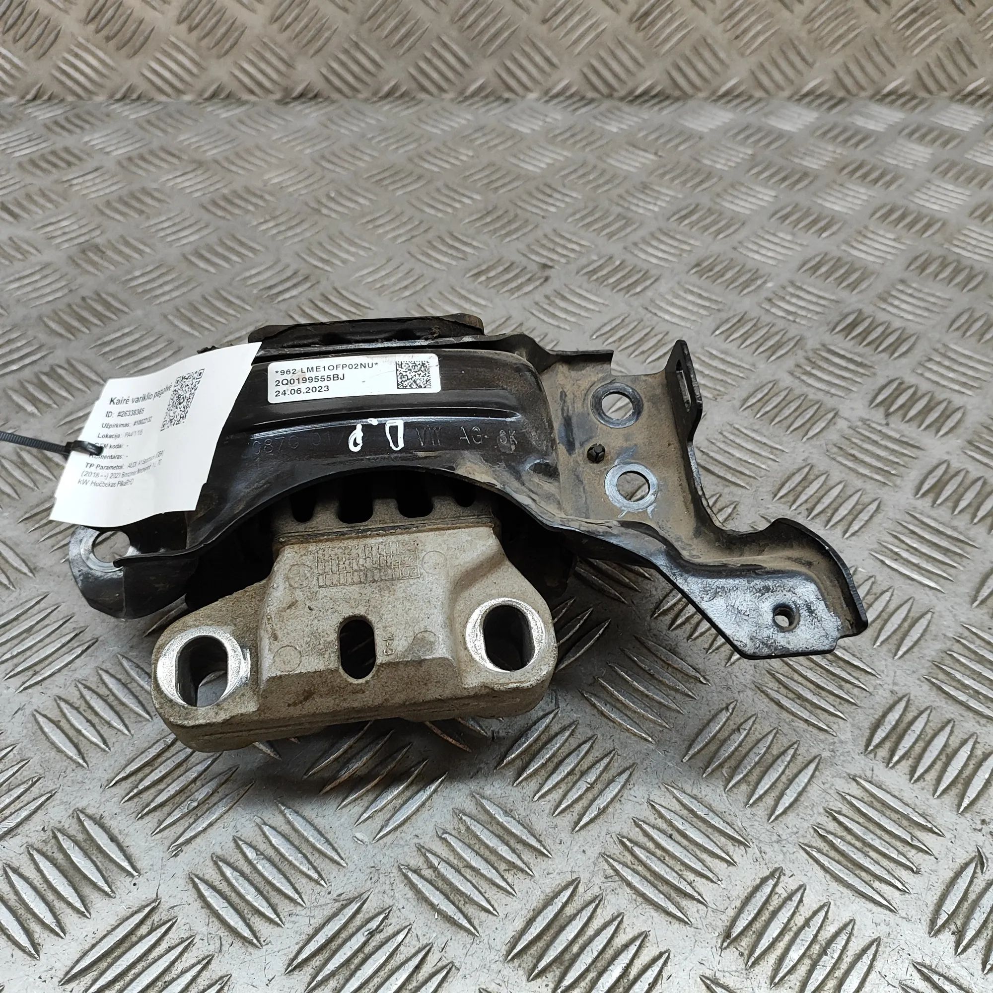 Audi A1 (GB) Left Side Engine Mount Left Side Engine Mount — AUDI A1 (Sportback GBA...