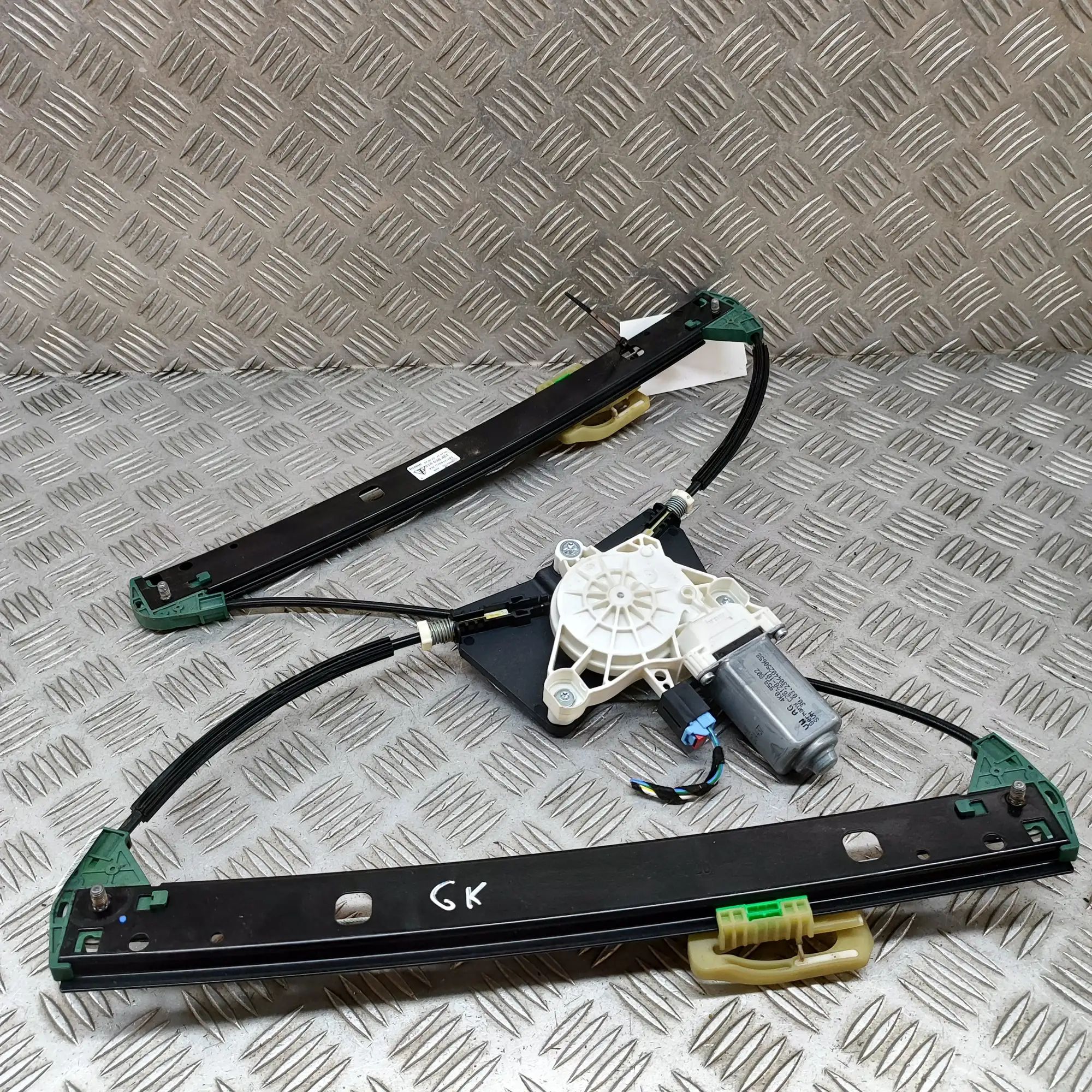 Porsche Cayenne Rear Left Door Window Regulator Rear Left Door Window Regulator — PORSCHE CAYEN...