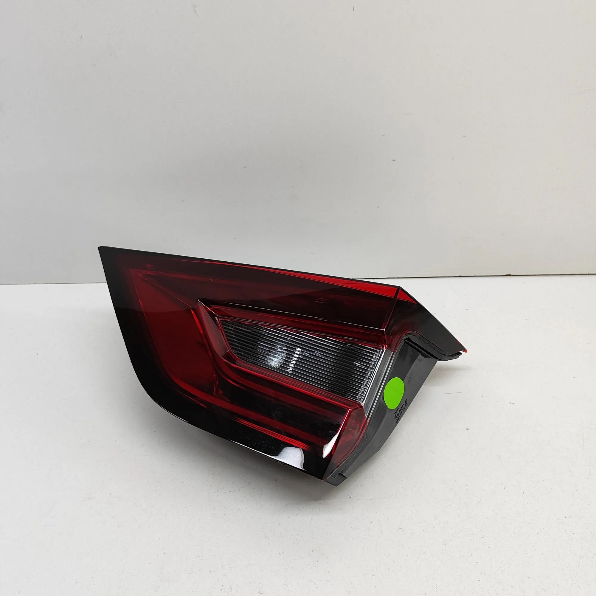 Nissan Juke Right Side Tailgate Tail Light