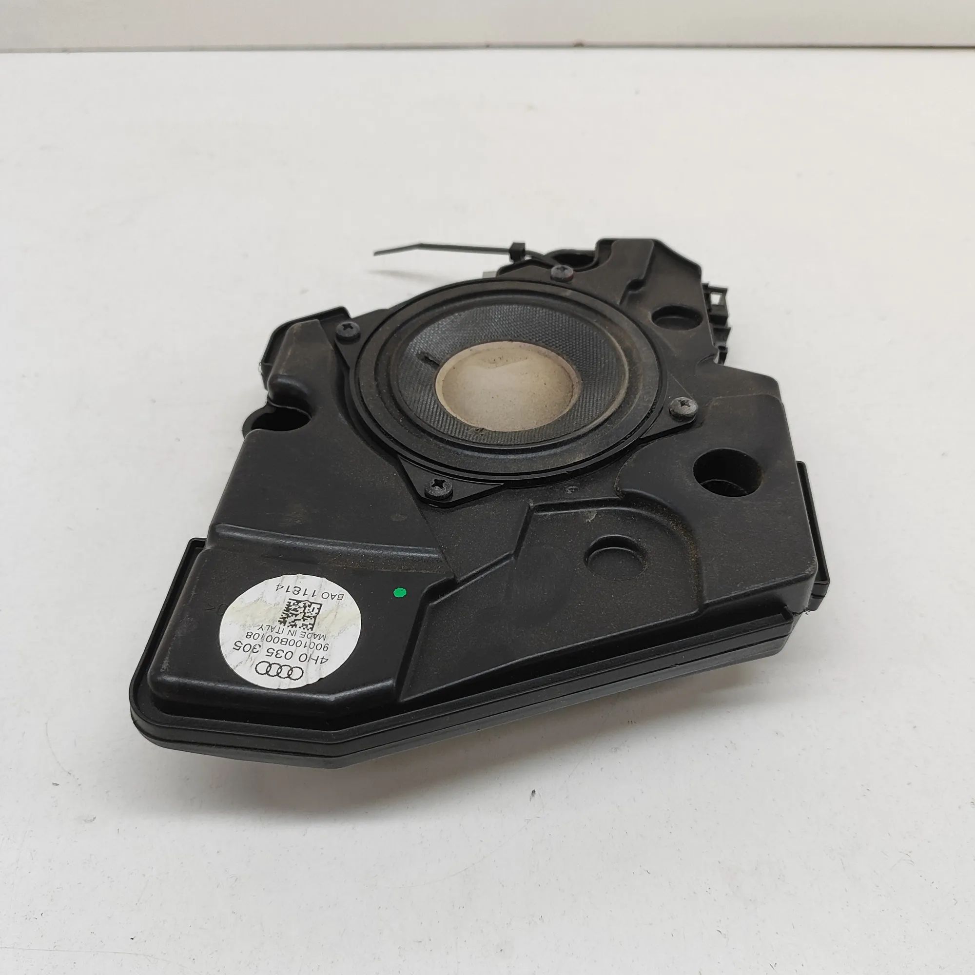 Audi A8 (D4) Front Left Door Speaker