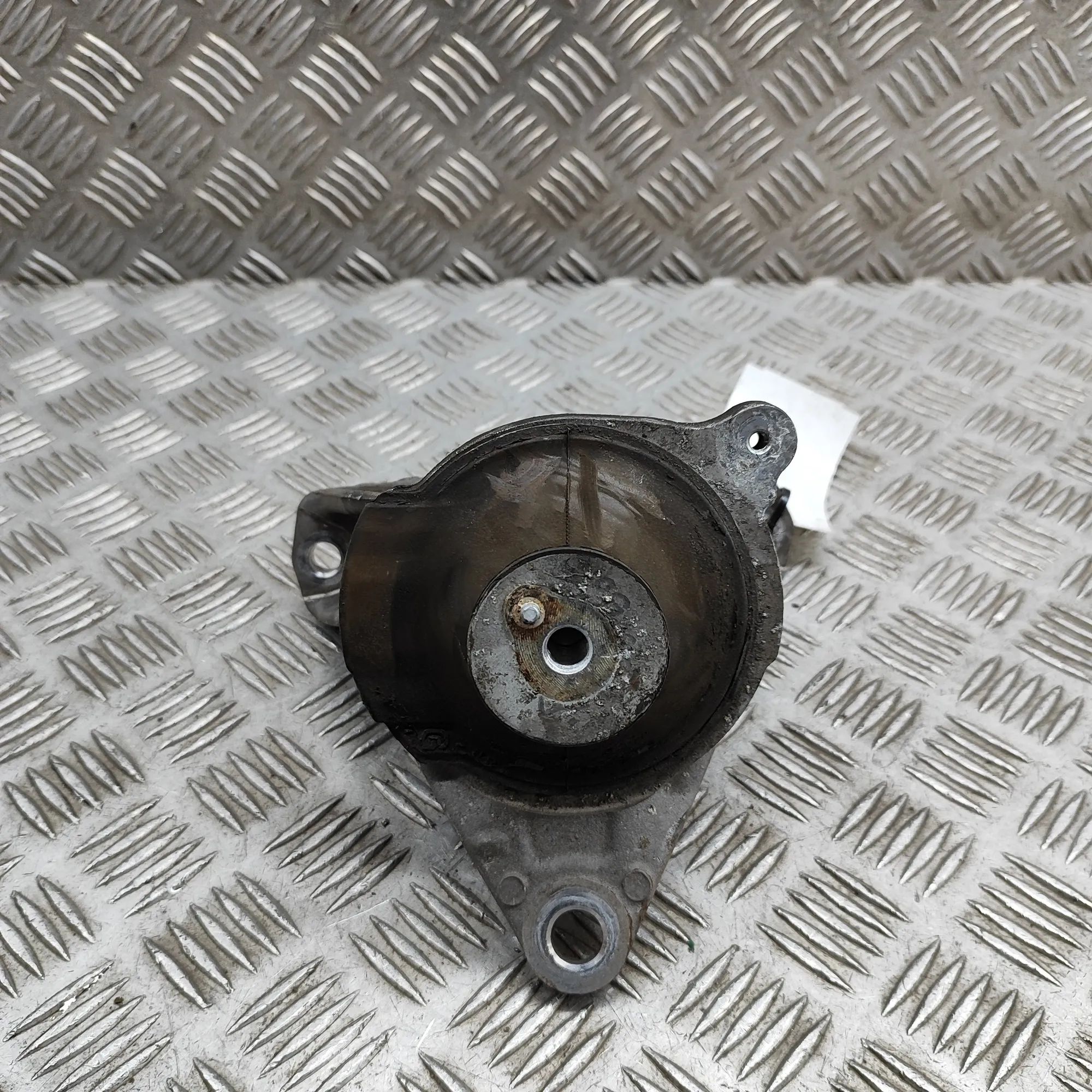 Honda CR-V Right Side Engine Mount Right Side Engine Mount — HONDA CR-V (IV RM_) (...