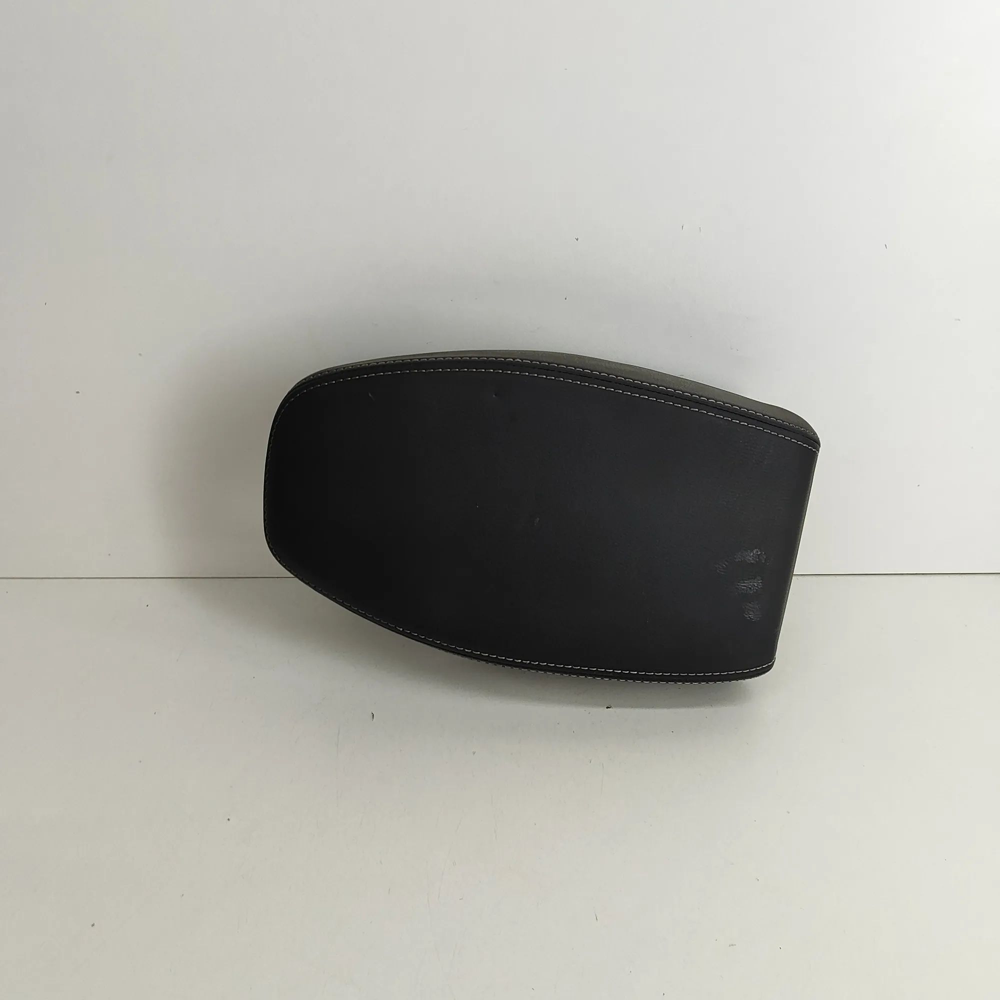 Nissan Juke Armrest