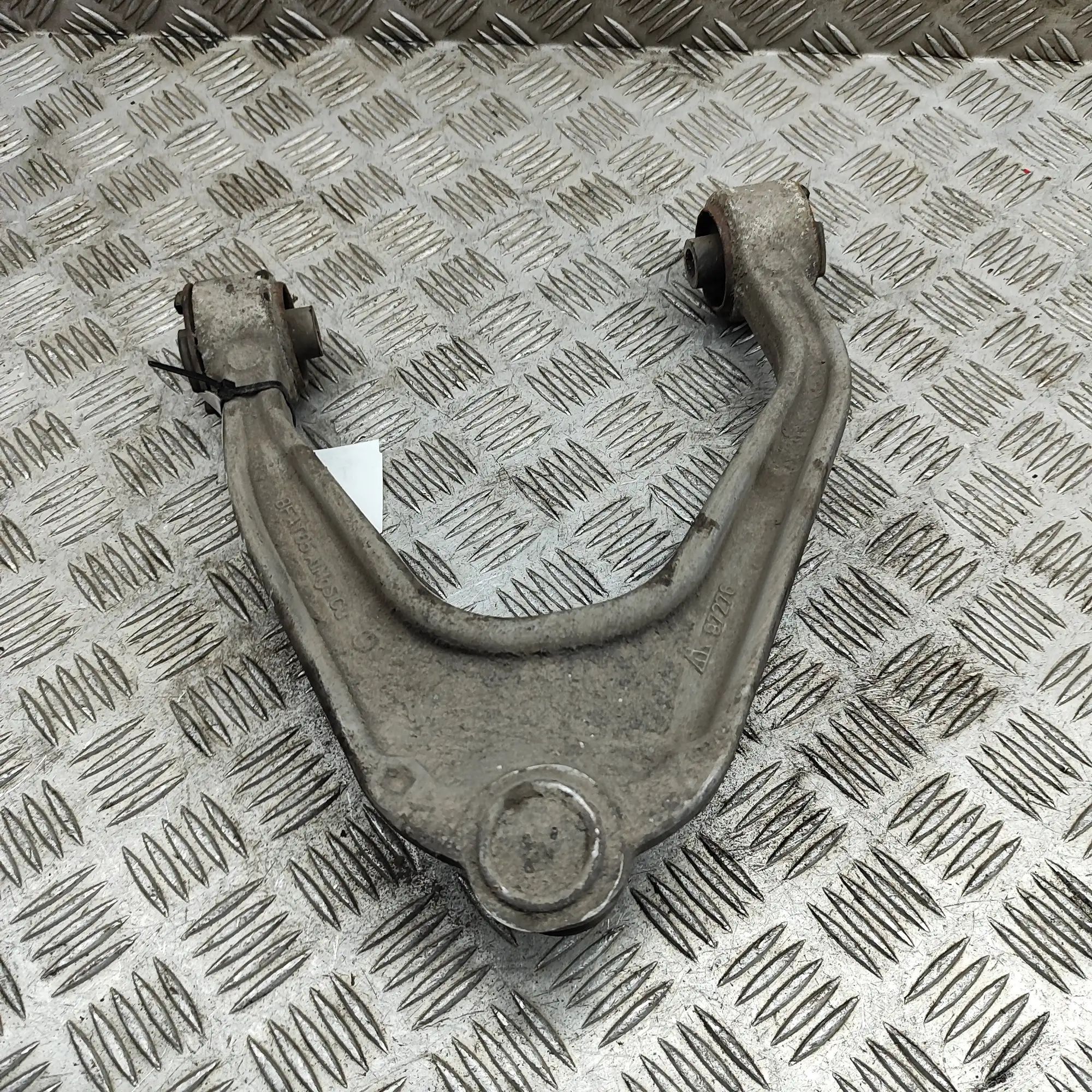 Maserati Ghibli Front Left Upper Control Arm Front Left Upper Control Arm — MASERATI GHIBLI ...